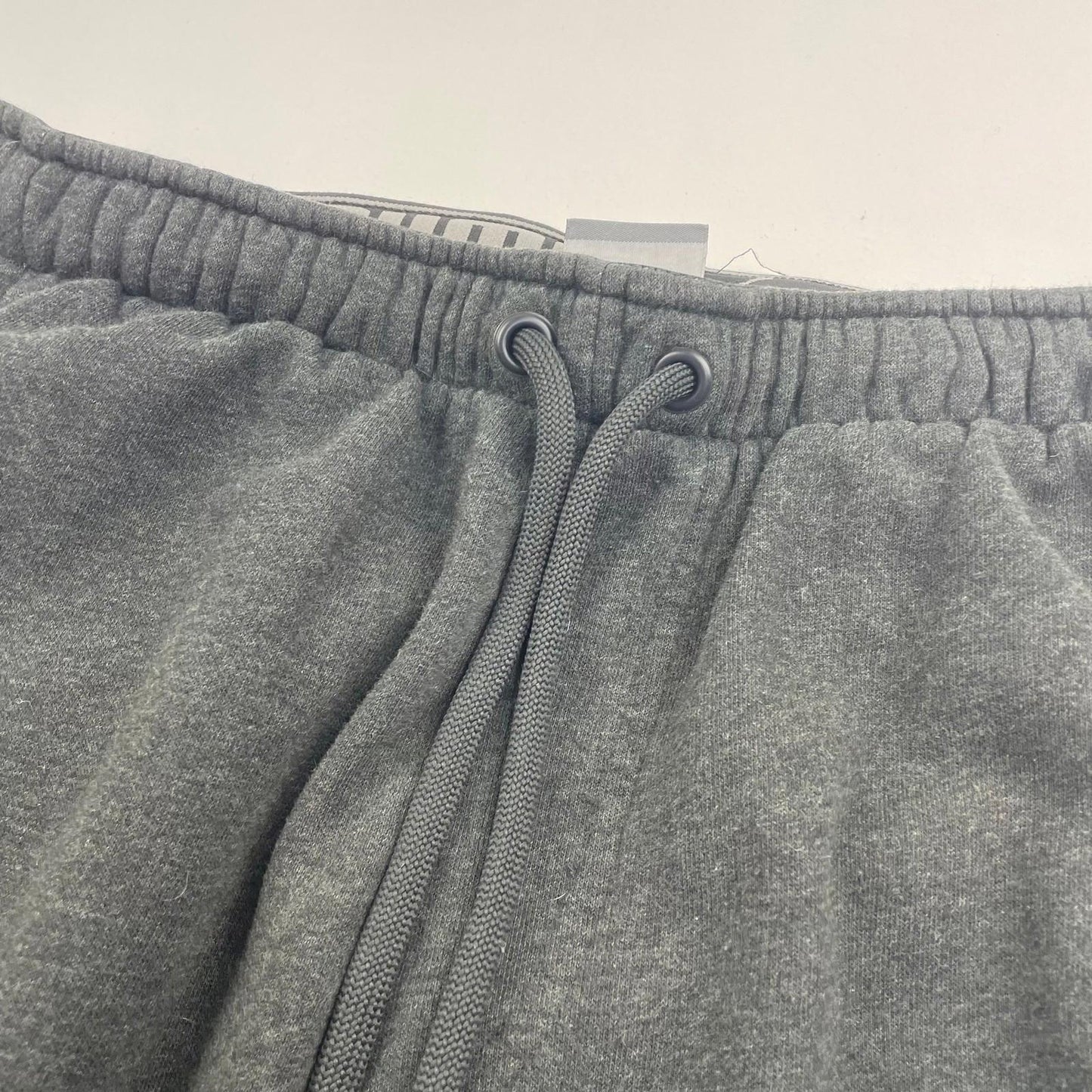 PUMA Jogger Trousers Elastic Waist Drawstring Grey Activewear Mens M