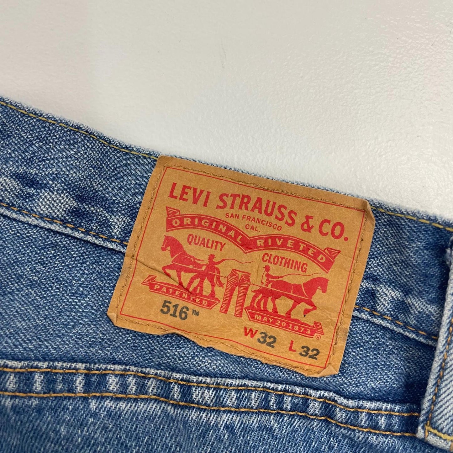 LEVI'S 516 Straight Leg Vintage Blue Denim Jeans Mens W32 L32