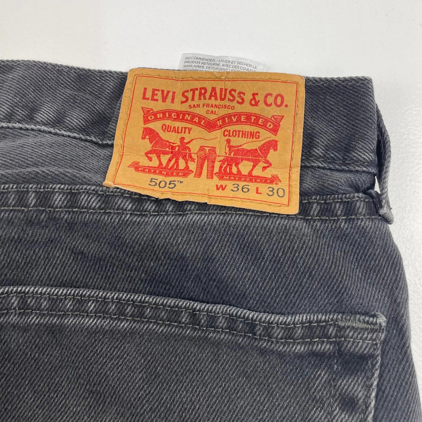 Levi's 505 Regular Fit Straight Leg Black Denim Jeans Mens W36 L30
