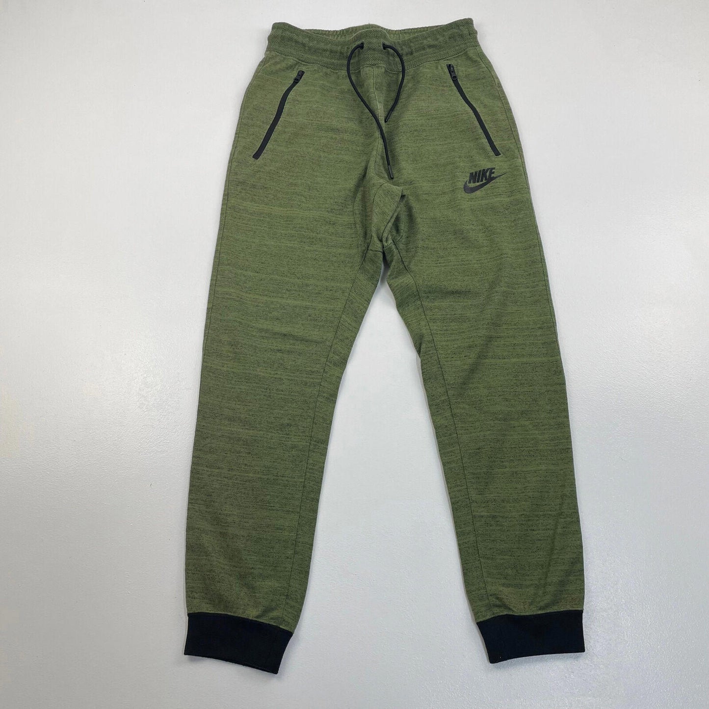 Men’s NIKE Static Green Joggers , Sweatpants W/ Zipped Pockets , Size Small