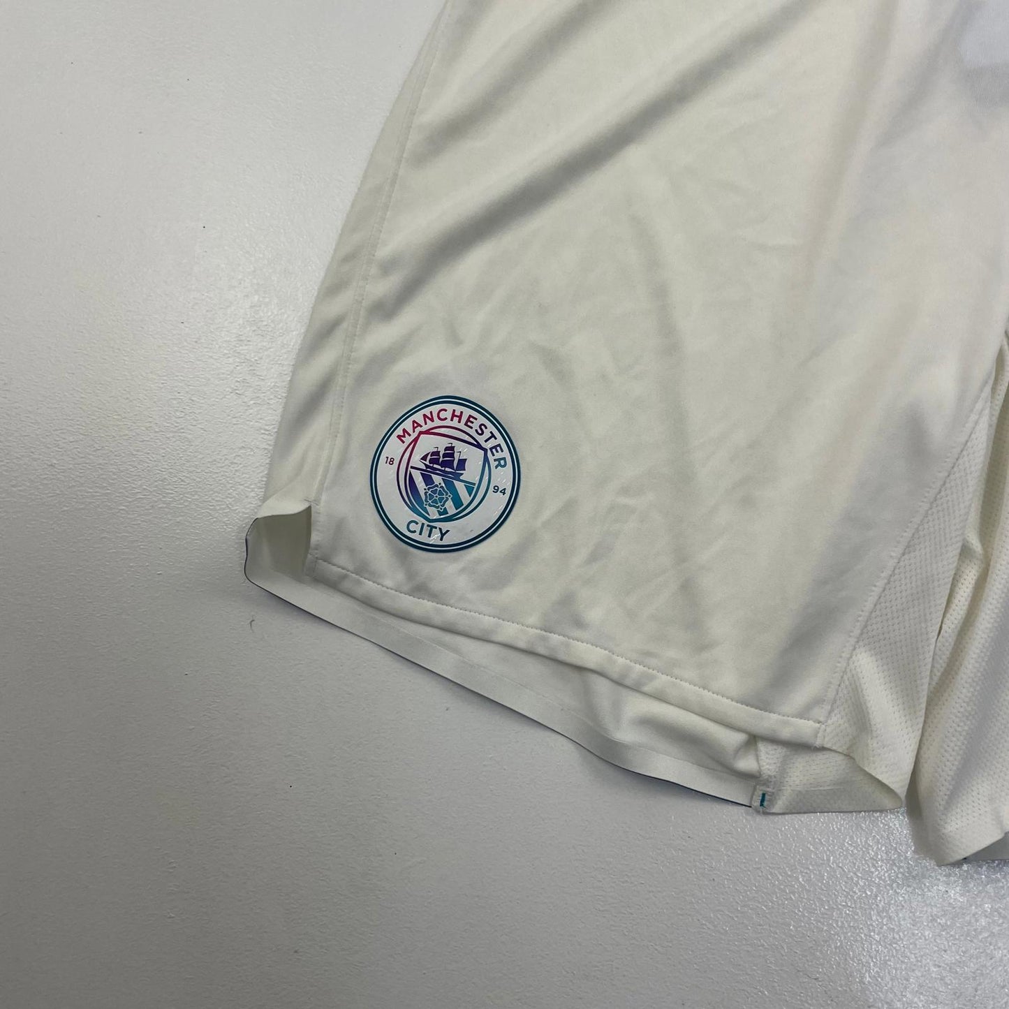 PUMA Manchester City Football Shorts Athletic White Mens L