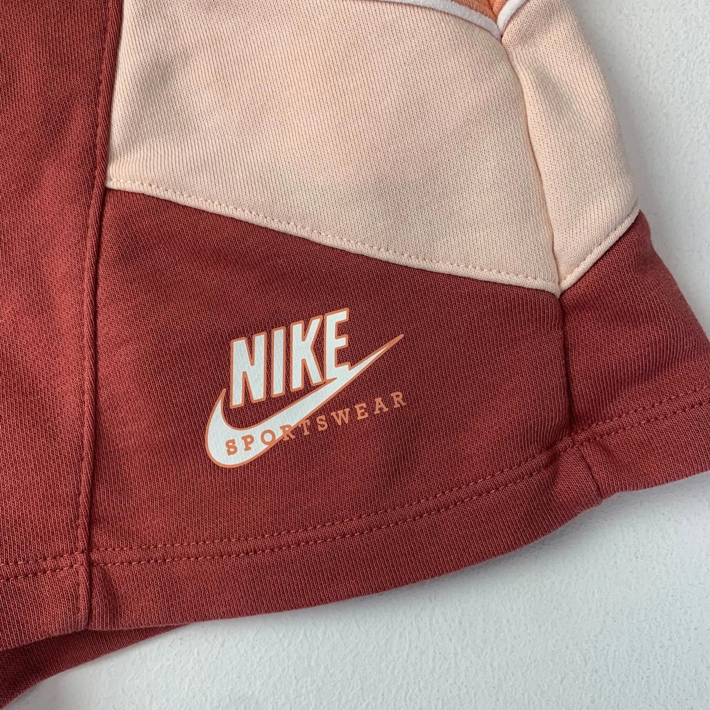 Nike Sportswear Shorts Sporty Colourblock Red Pink Women S