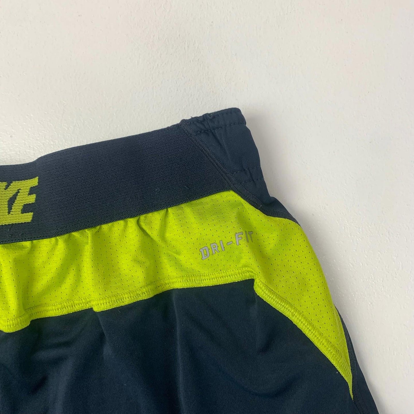 NIKE DRI-FIT Shorts Athletic Sport Blue Black Mens Label Size S