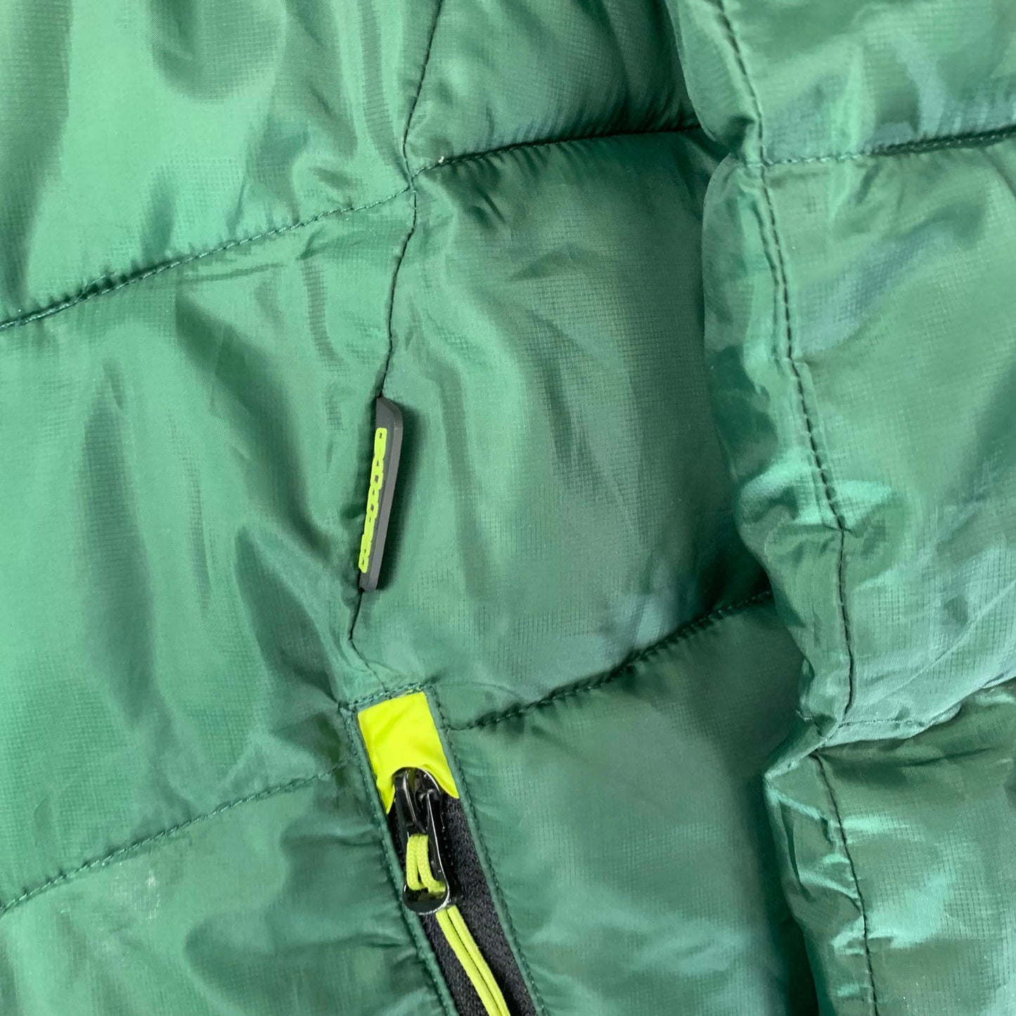 Unisex Kappa L - XL Green Puffer Jacket / Hood
