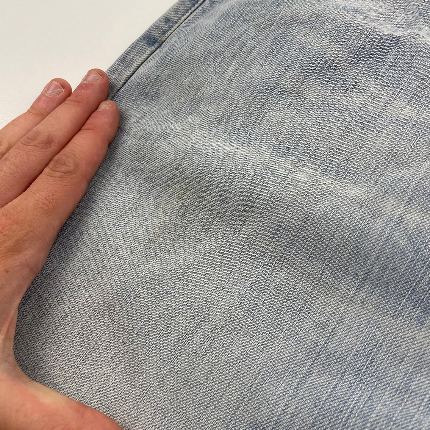 LEVI'S Vintage 505 Jeans Straight Leg Light Wash Blue Denim Mens W36 L34
