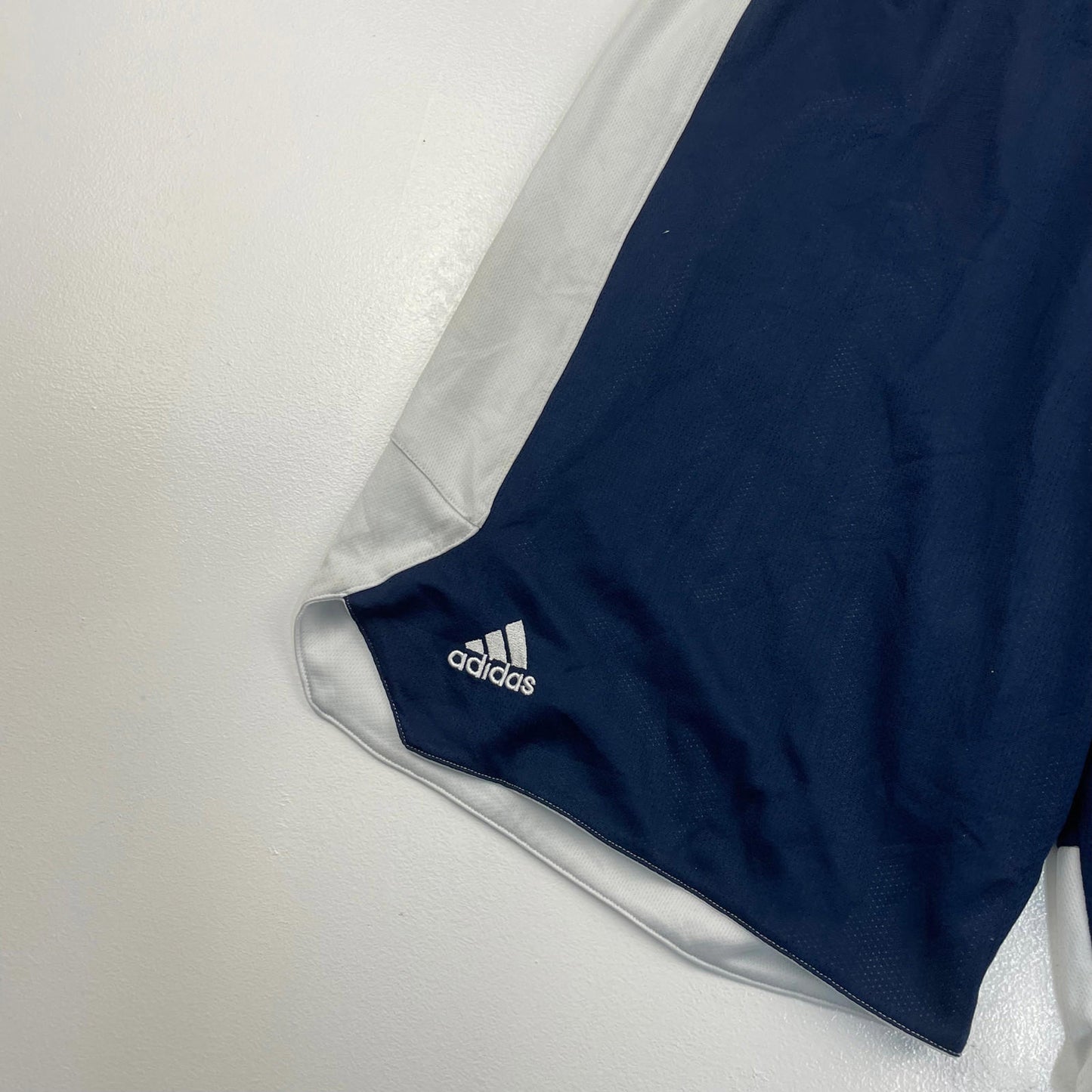 Men’s ADIDAS Blue & White Basketball Sport Shorts , Size M