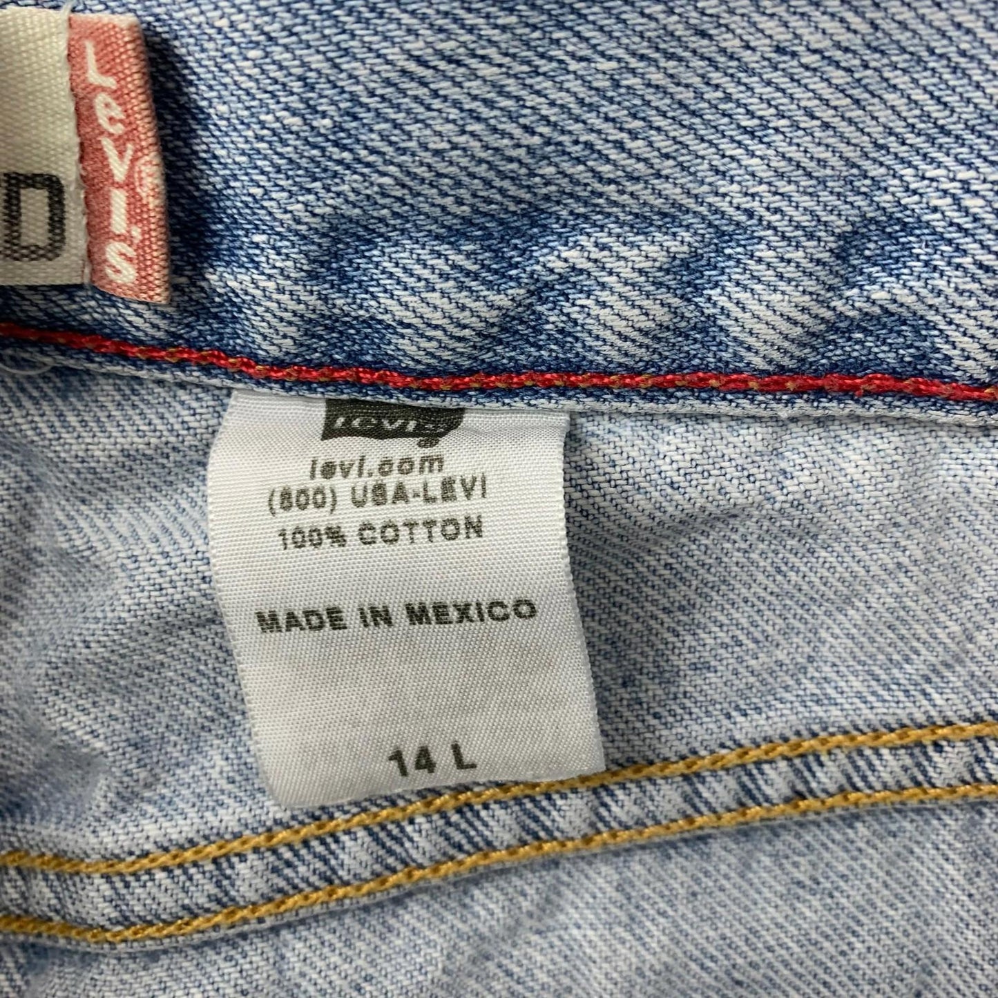 Levi's 550 Jeans Relaxed Tapered Light Wash Blue Womens Label Size 14L