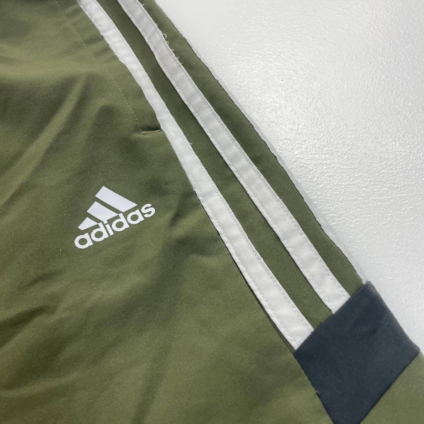 Adidas Boys Activewear Shorts Olive Green Striped UK 11-12Y