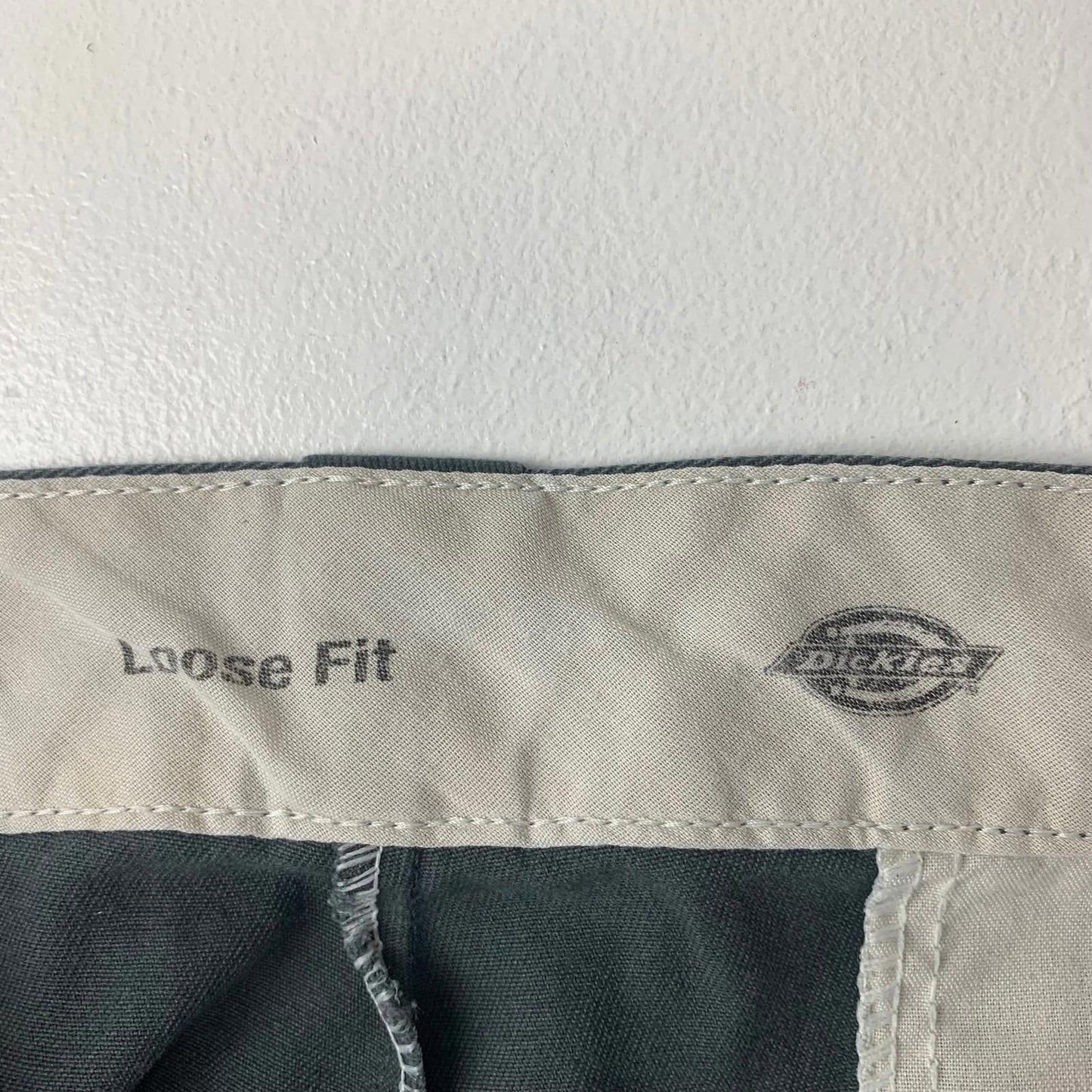 Dickies Loose Fit Shorts Workwear Frayed Hem Grey Mens Size W38