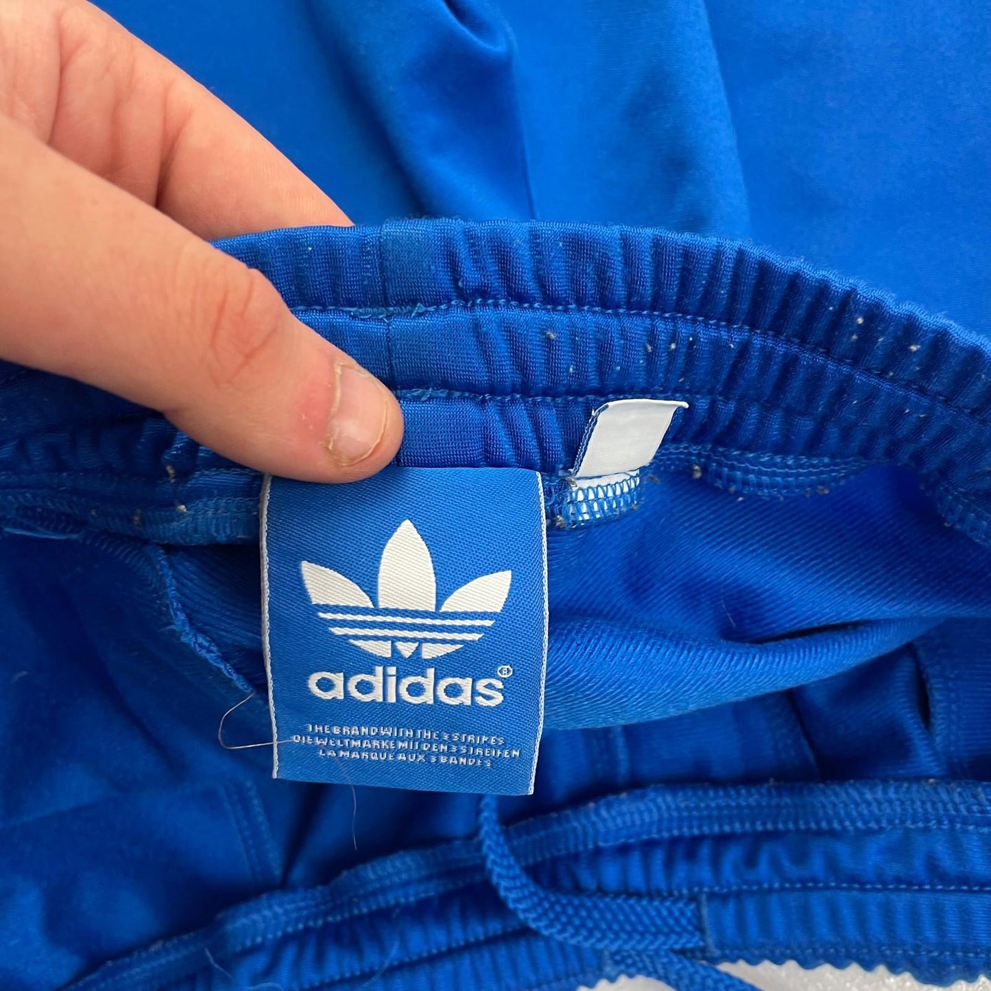 ADIDAS Activewear 3/4 Length Shorts Blue Striped Logo Mens Small