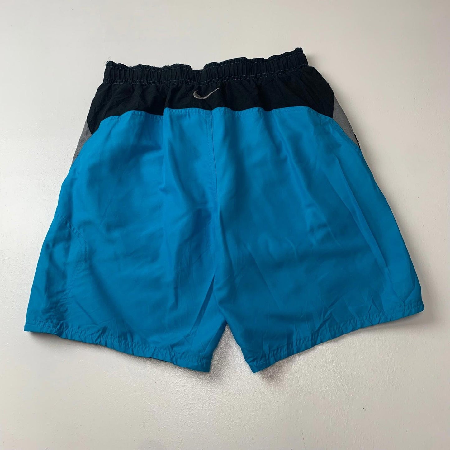 NIKE Swim Shorts Quick Dry Mesh Lined Blue Black Mens Medium