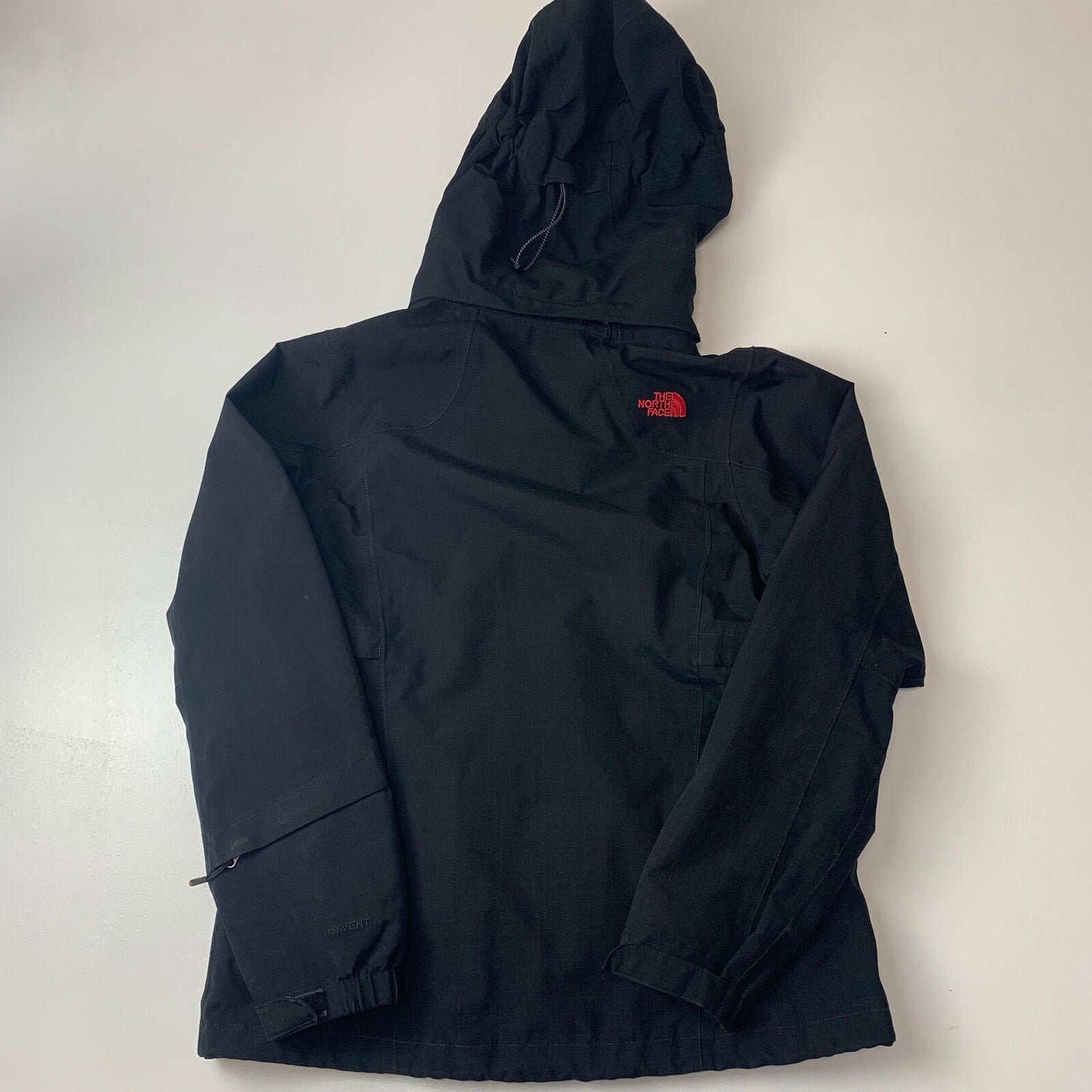 Women’s THE NORTH FACE HYVENT Jacket / Medium / Black & Pink
