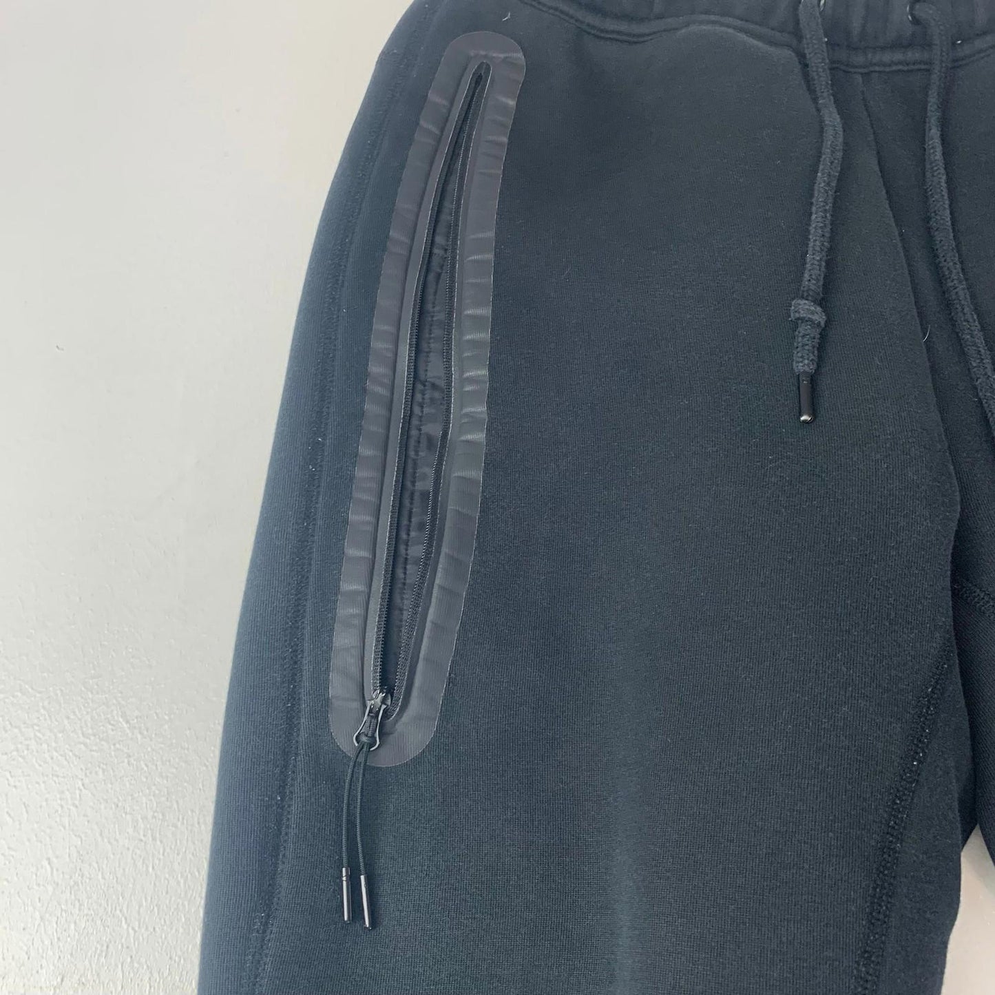 Nike Tech Fleece Jogger Sweatpants Zip Pocket Black Mens Small S