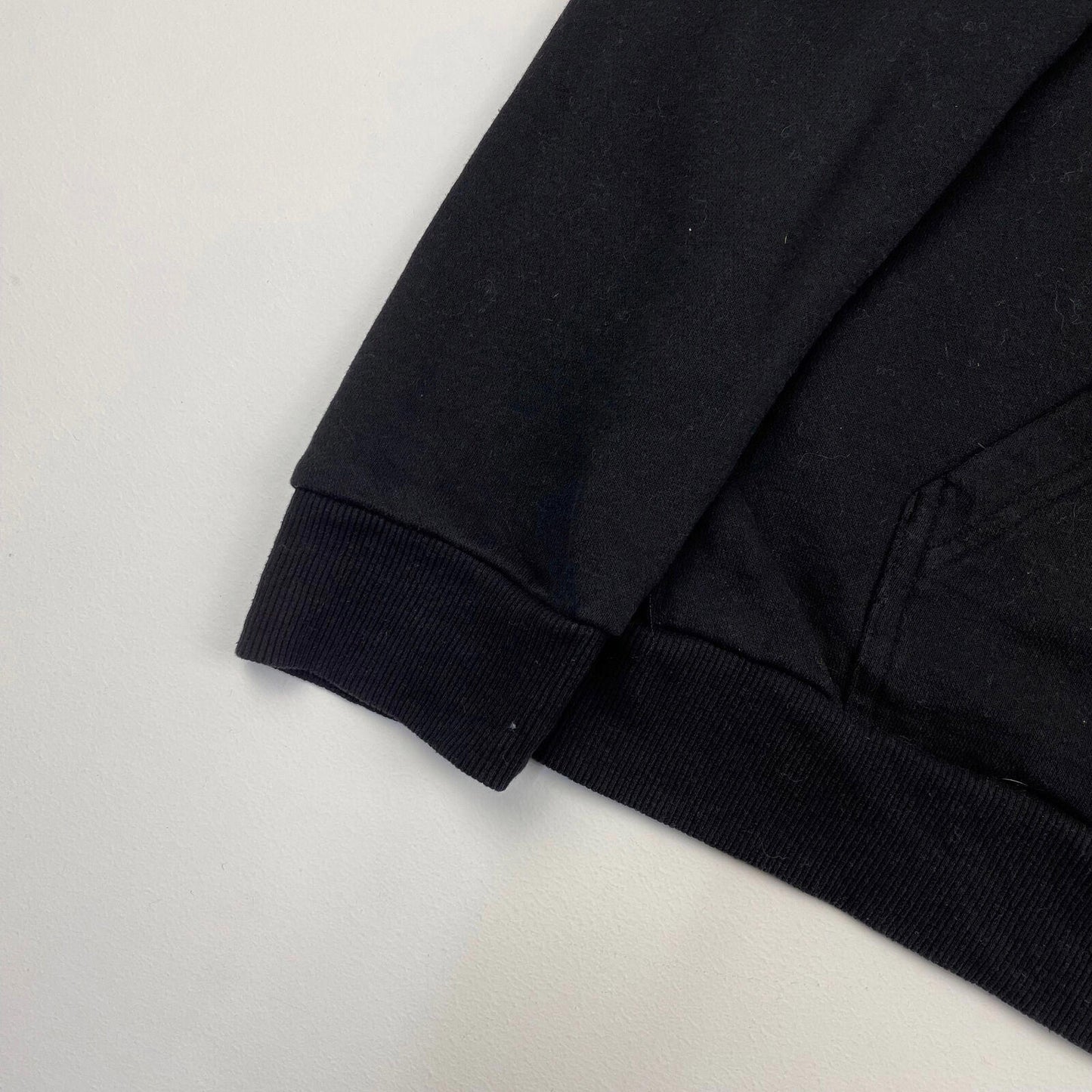 Women’s Black PUMA Hoodie Sweatshirt , Size Medium