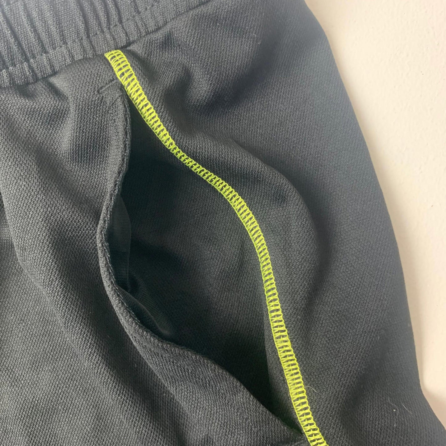 Mens PUMA Dry Cell Shorts / Black / Large