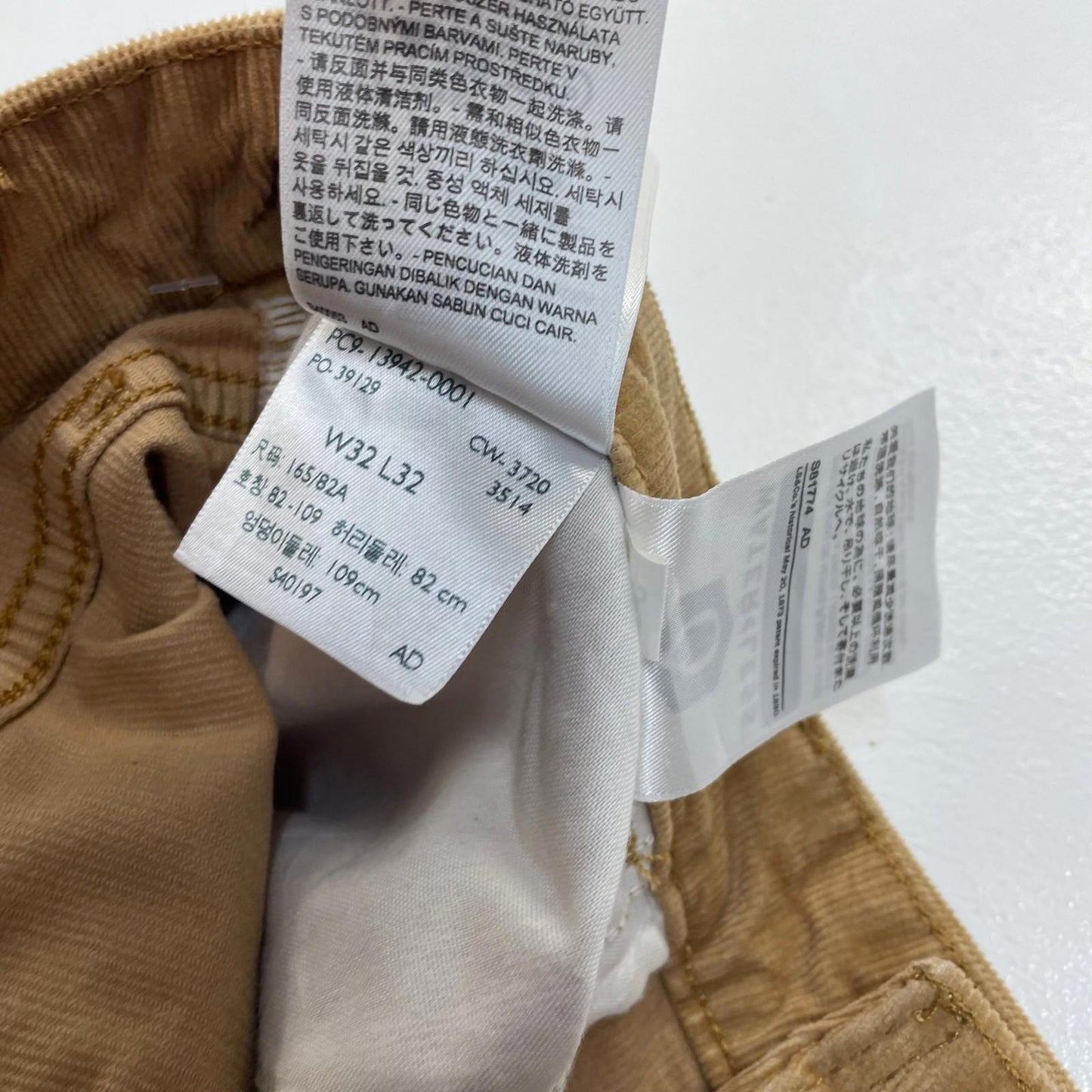 Levi's 721 High Rise Skinny Corduroy Trousers Button Fly Brown Women UK 12