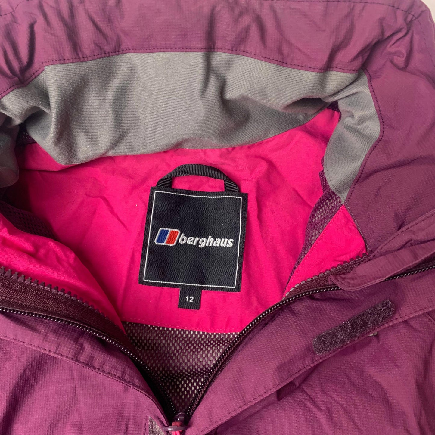Woman’s BERGHAUS AQ2 Waterproof Jacket / Purple / Uk12 / Cagoule / Hiking