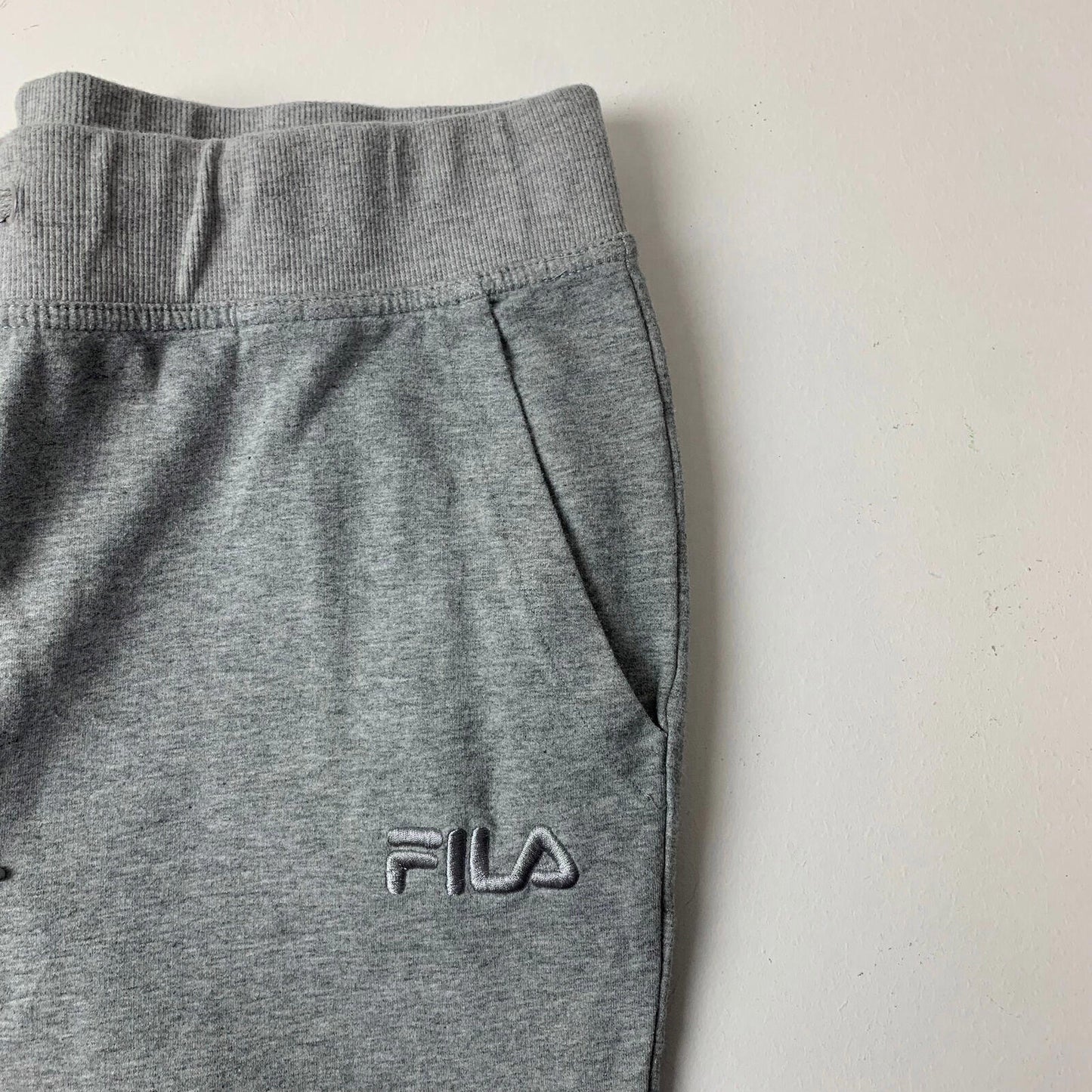 Women’s FILA Loose Fit Jogging Bottoms / Grey / Large / Joggers