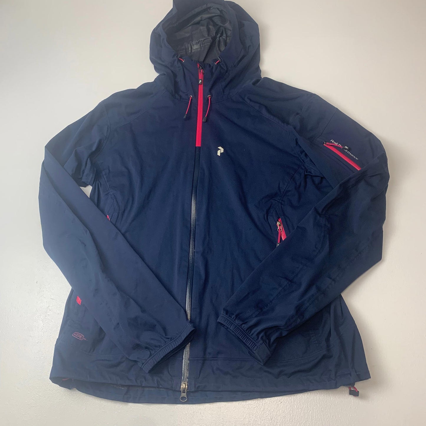 Woman’s PEAK PERFORMANCE Hope Core Jacket / XL/ Blue & Pink / Hiking