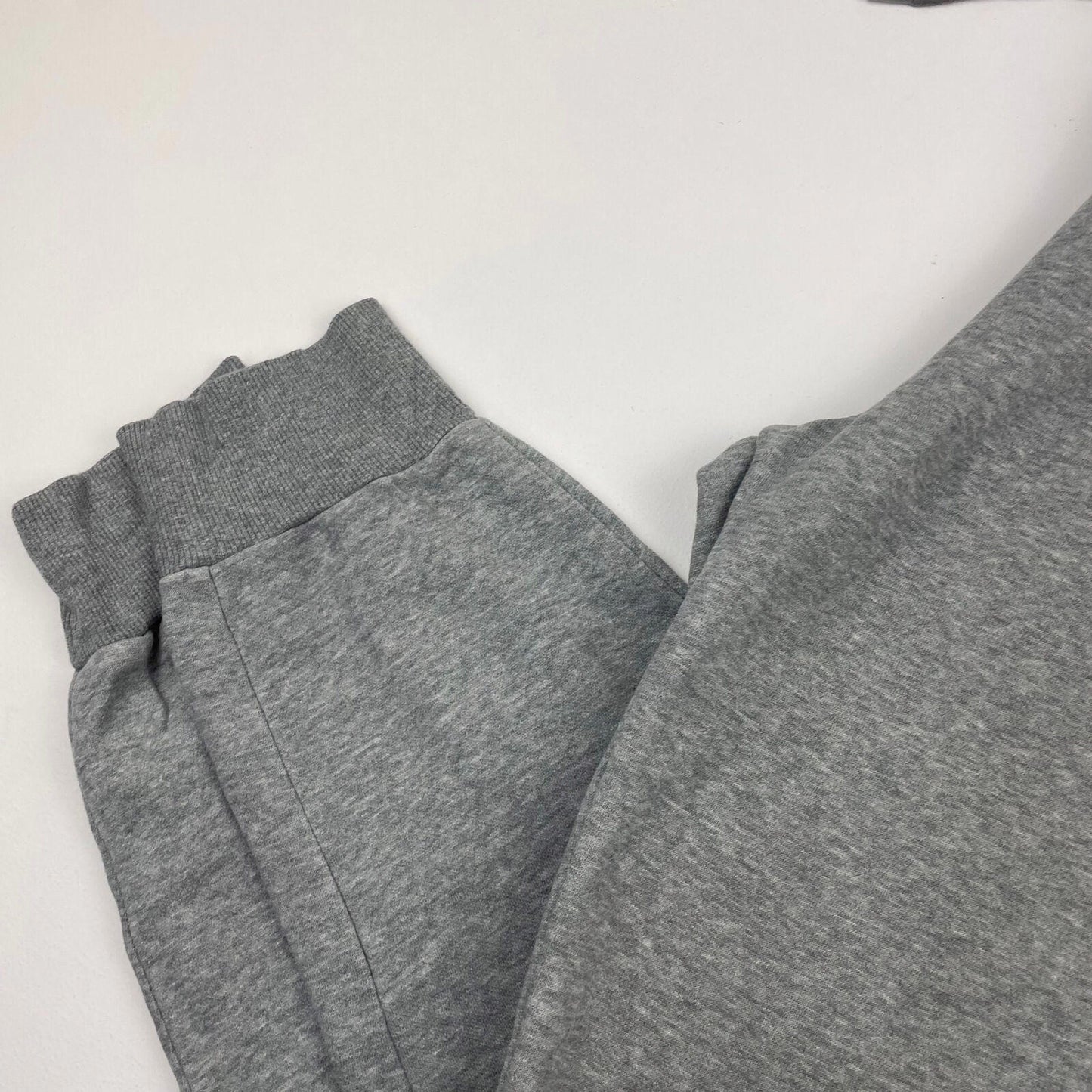 Men’s Grey PUMA Embossed Logo Joggers , Sweatpants , Size XL