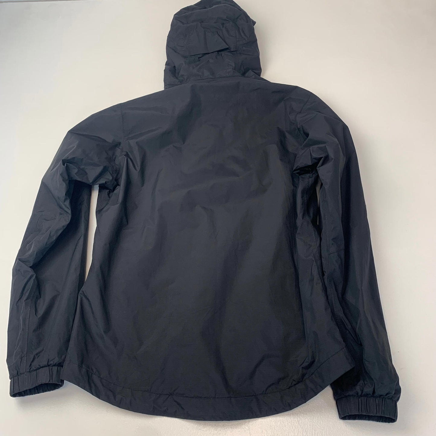 Mens THE NORTH FACE DRYVENT Jacket / Black / Small