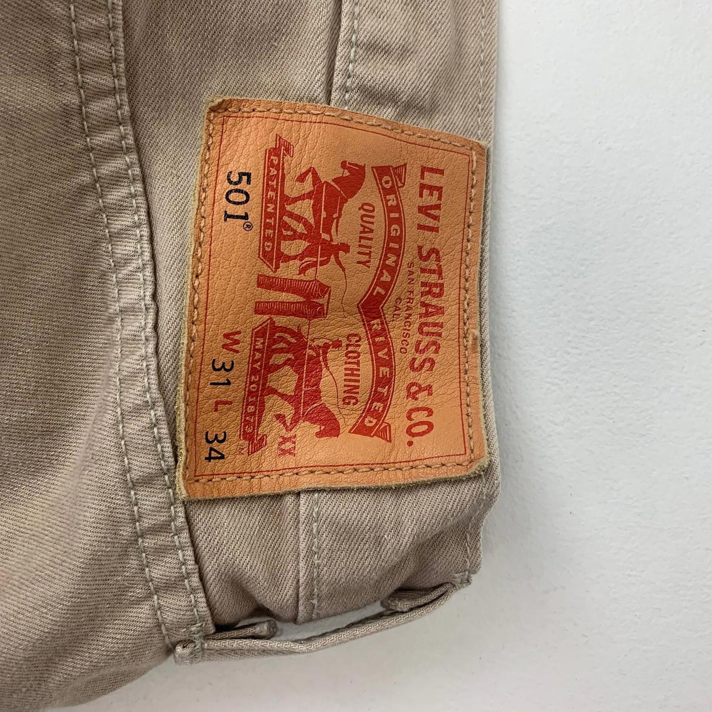 Levi's 501 Original Fit Straight Leg Beige Jeans Mens W31 L34