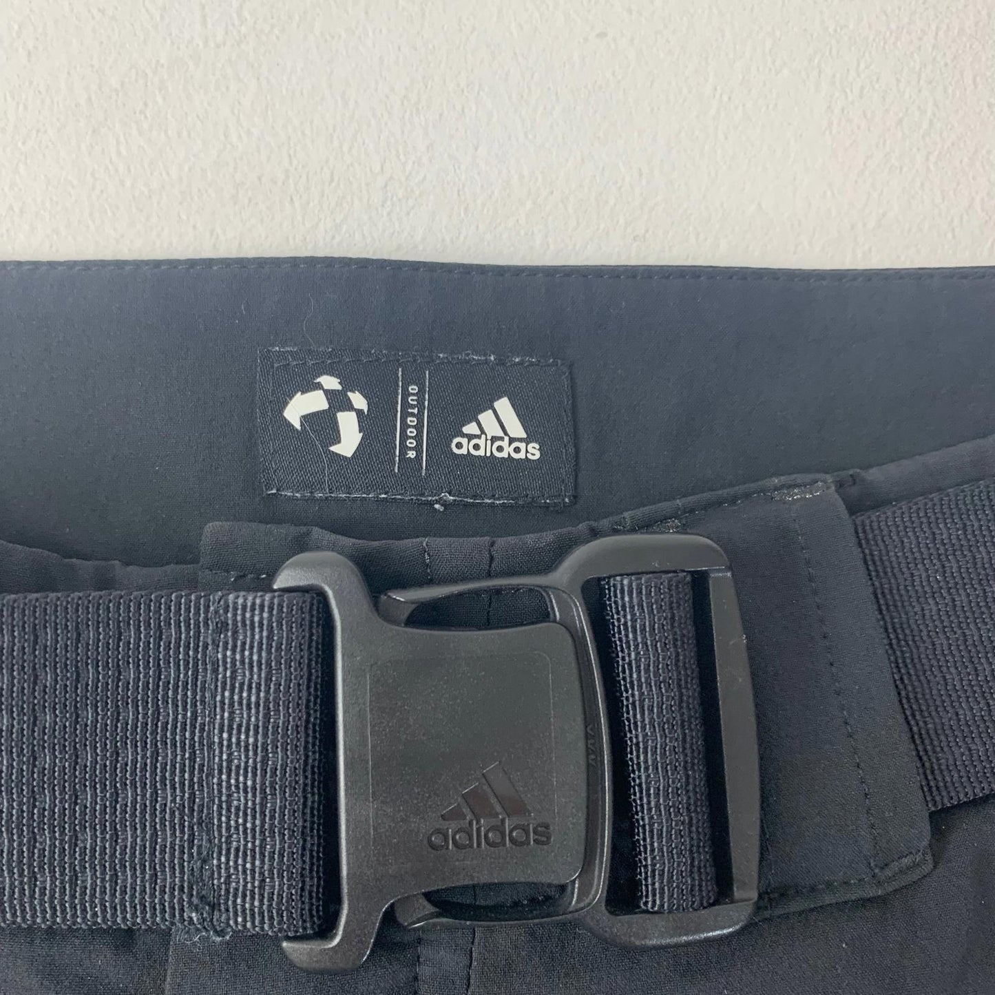 Adidas Outdoor Hiking Shorts Belted Black Mens 32"