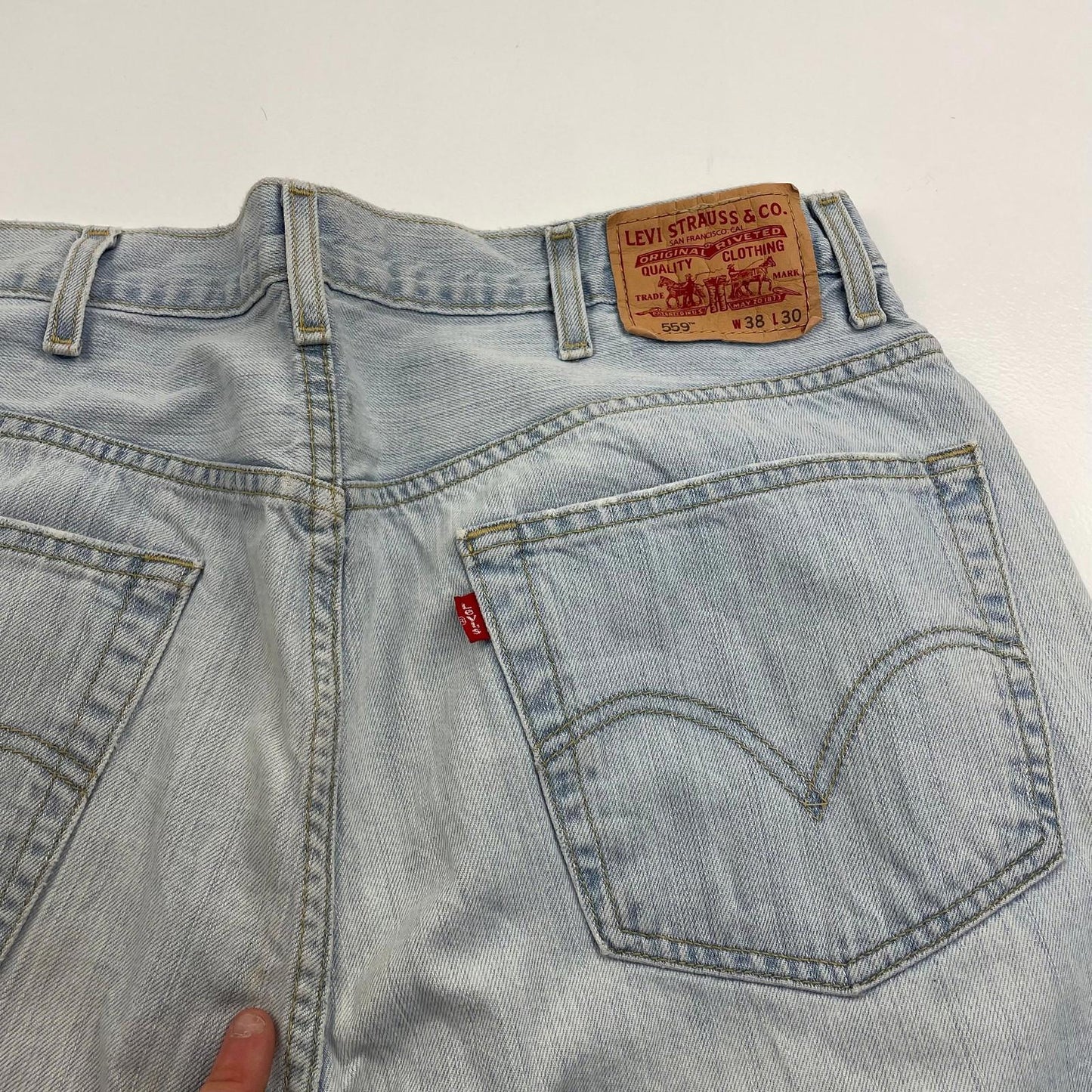 LEVI'S 559 Relaxed Straight Jeans Light Wash Distressed Blue Mens 38 X 30