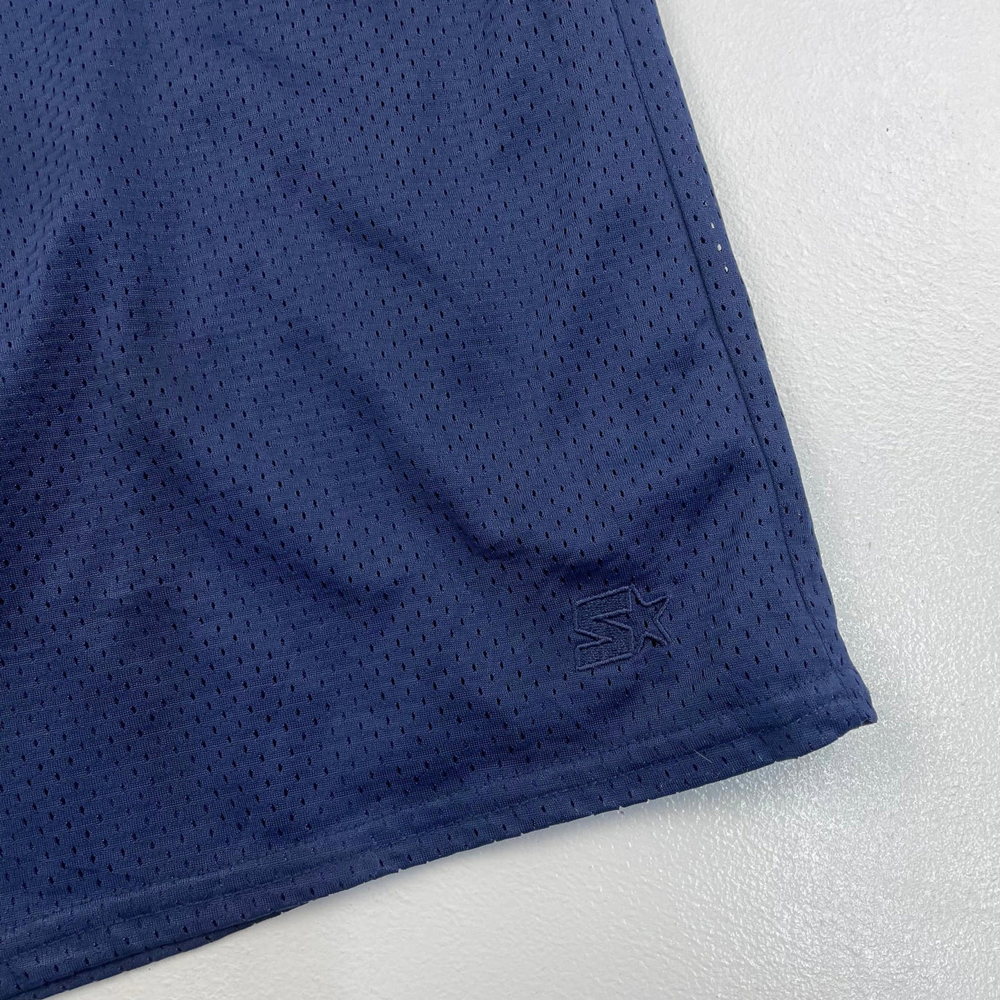 Boys Youth STARTER Dark Blue Aerated Sport Shorts , Size Youth XL