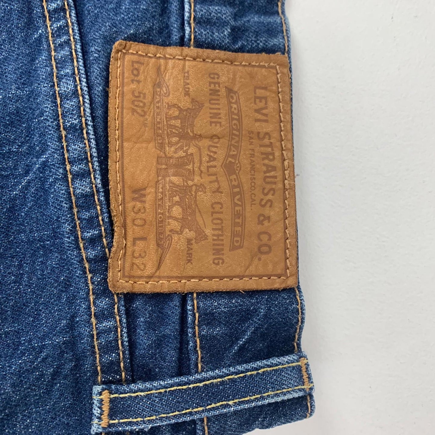 Levi's 502 Tapered Jeans Blue Denim Classic Style Mens W30 L32