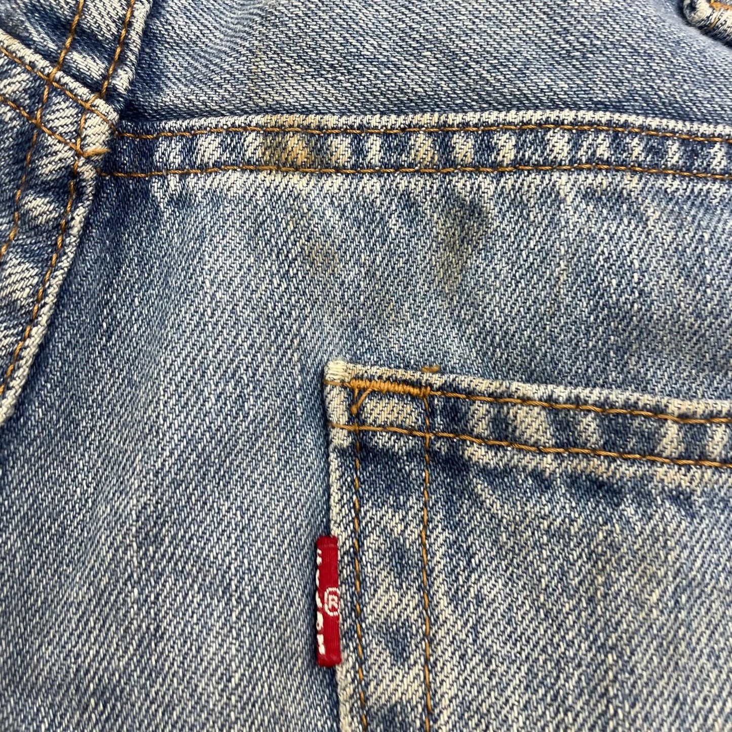 LEVI'S 550 Jeans Relaxed Fit Vintage Blue Light Wash Mens W38 L30