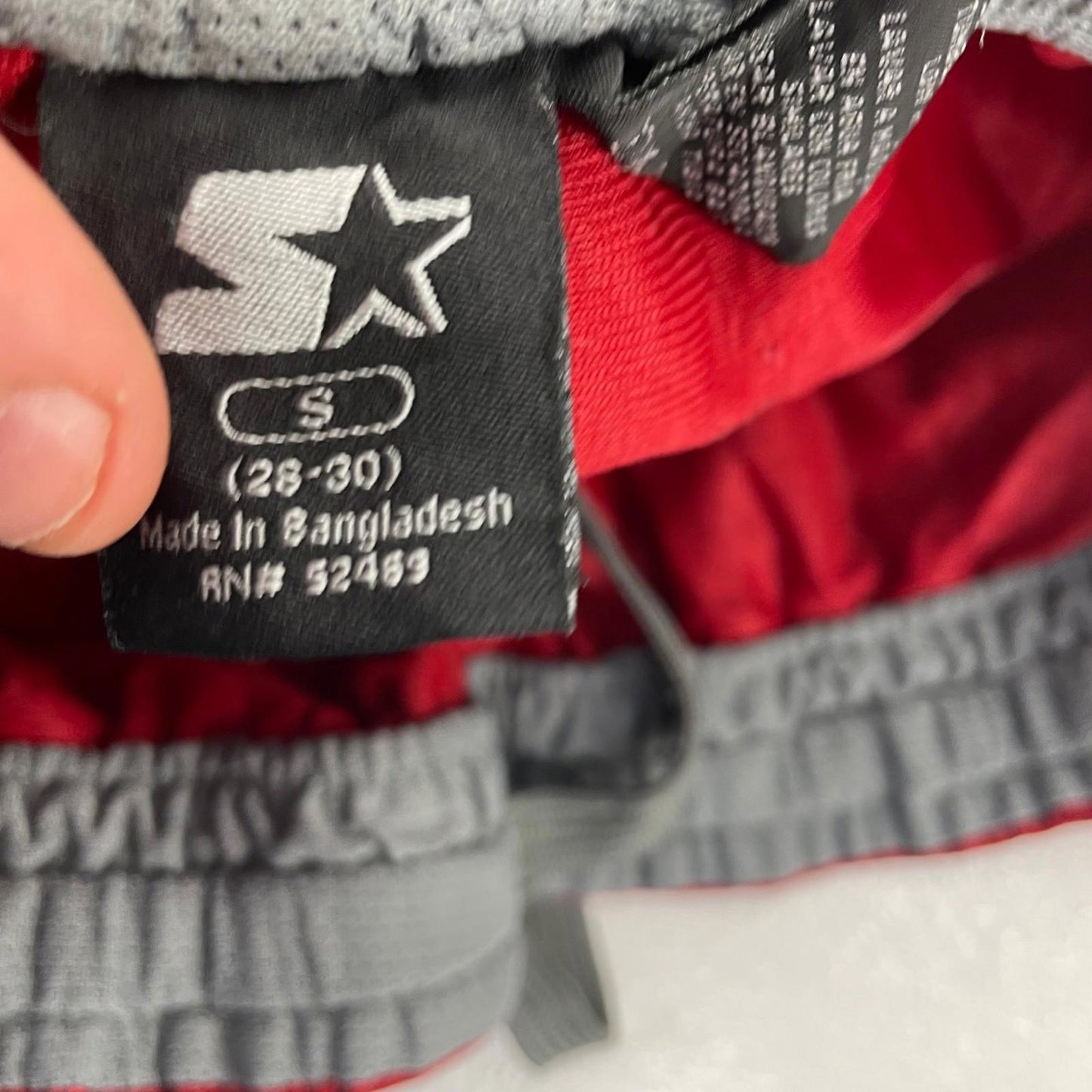 STARTER Basketball Shorts Red Elastic Waist Mens S