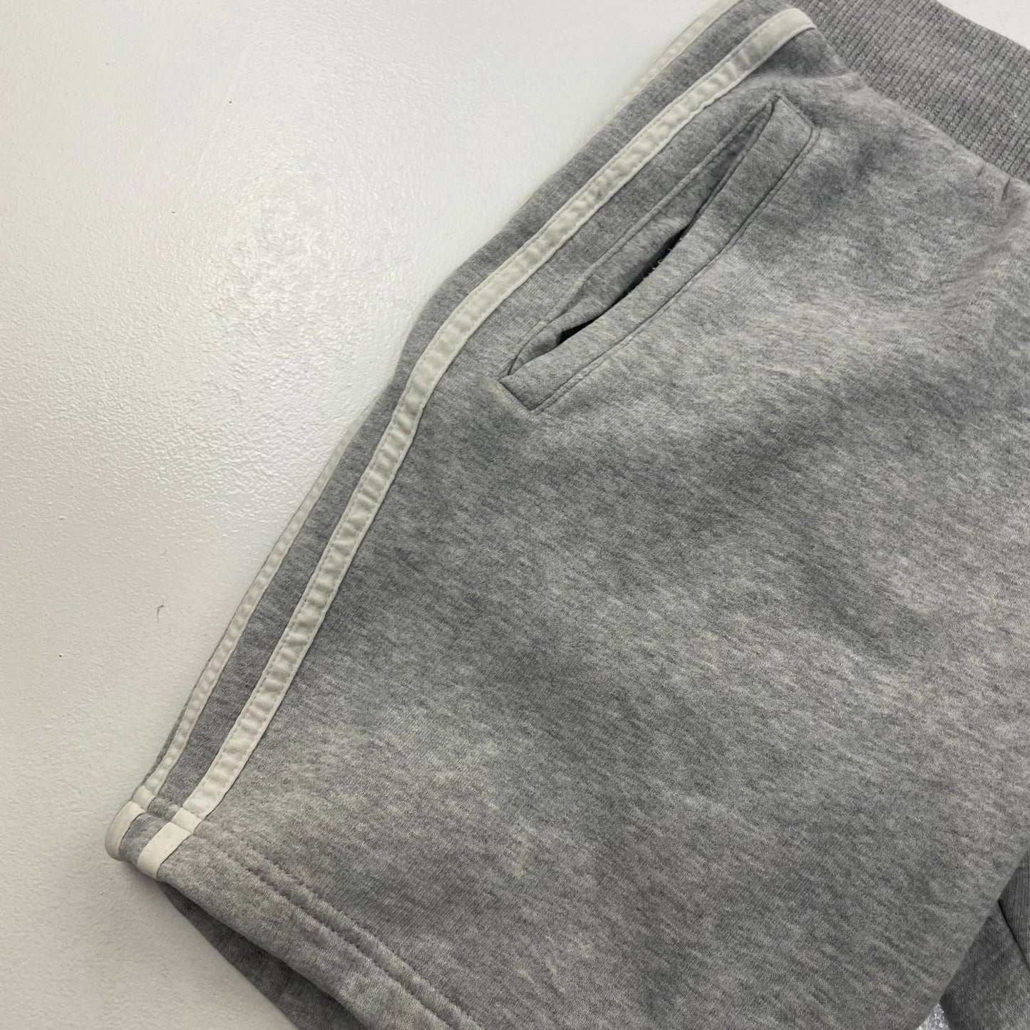 Adidas Kids Sweat Shorts Grey Elastic Waist Boys UK 11-12 M