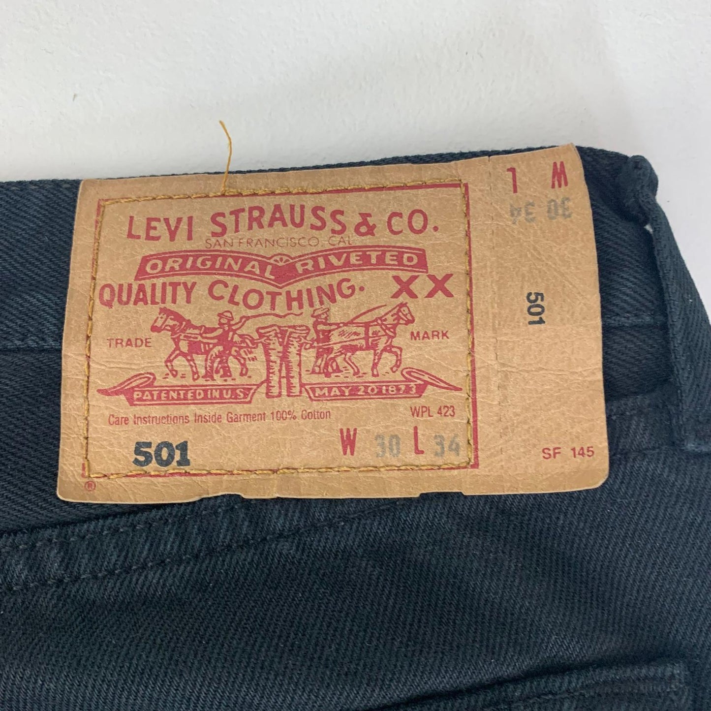 Levi's 501 Jeans Classic Straight Black Denim Mens W30 L32