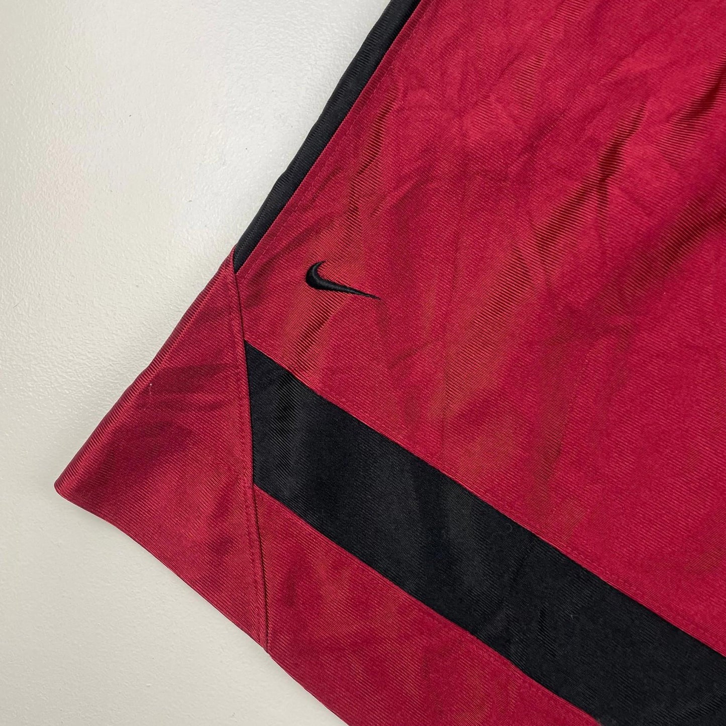 NIKE Team Basketball Shorts Performance USC Red Black Mens Medium