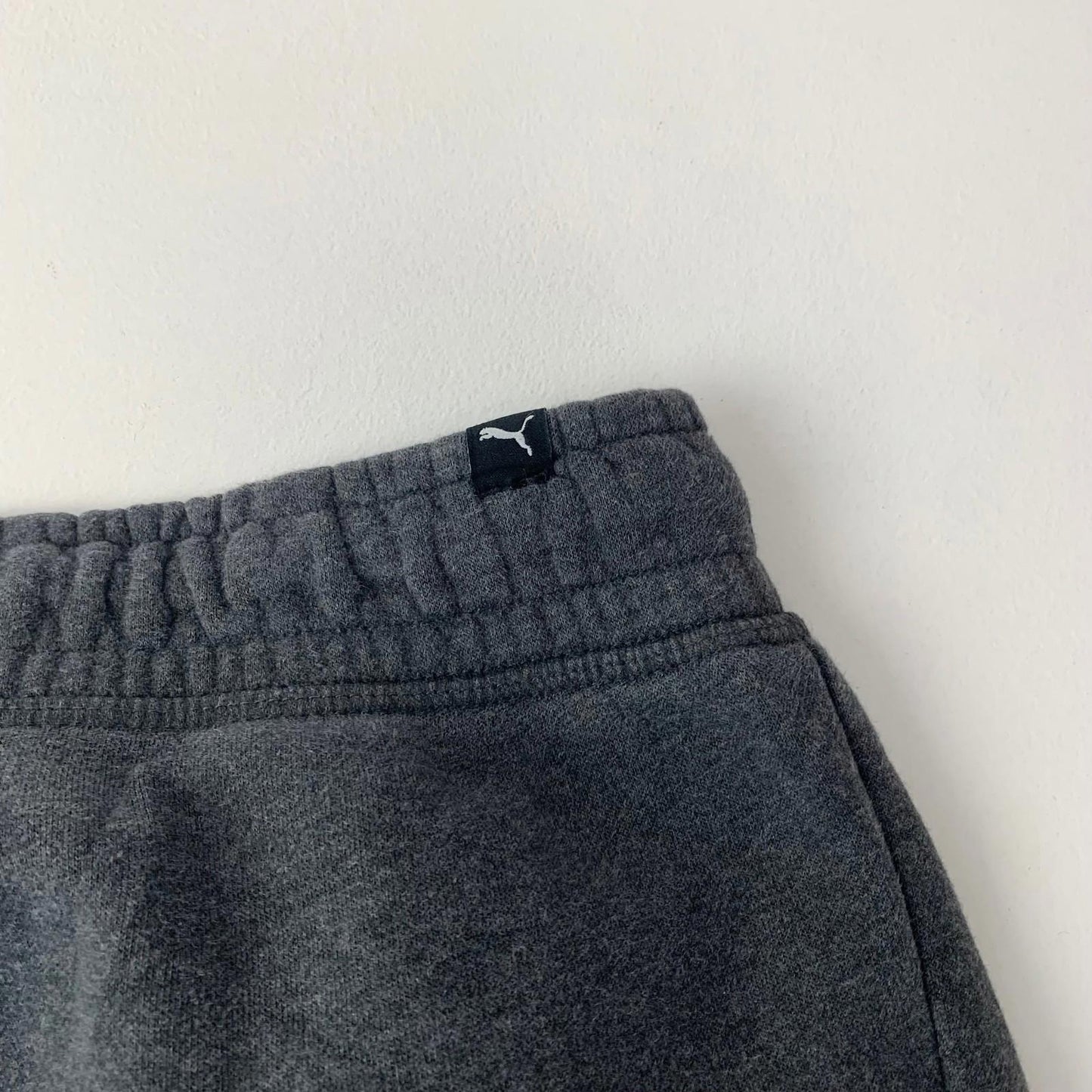 PUMA Jogger Sweatpants Elastic Waist Drawstring Grey Mens Medium