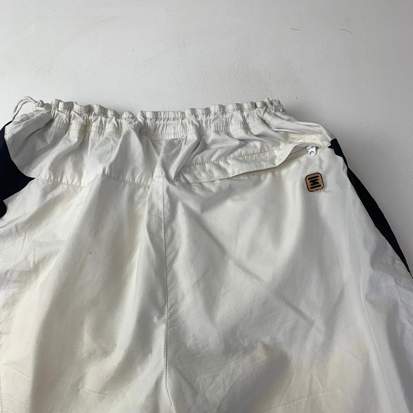 Nike Shox Board Shorts Elastic Waist White Black Mens L