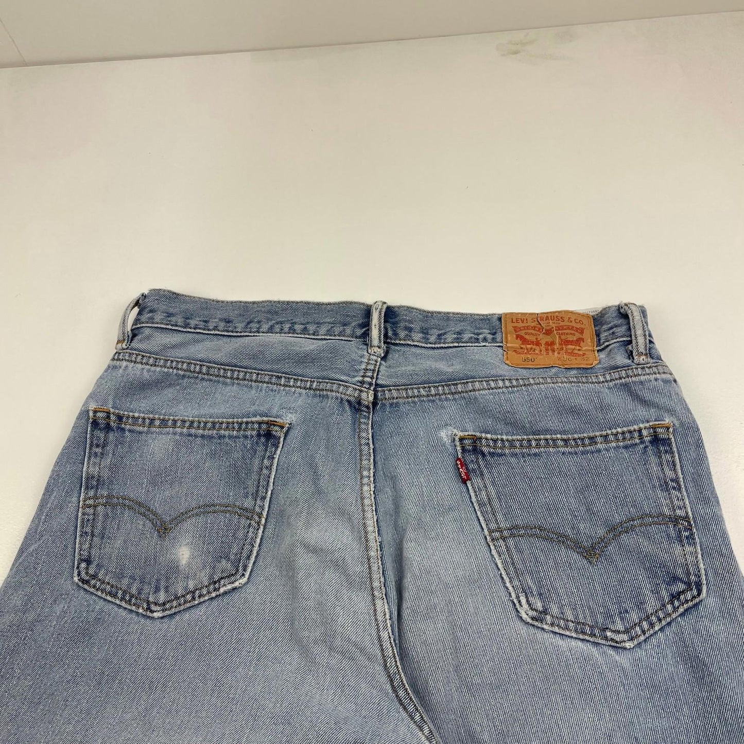 LEVI'S Jeans Straight Distressed Light Wash Denim Mens 36 X 32