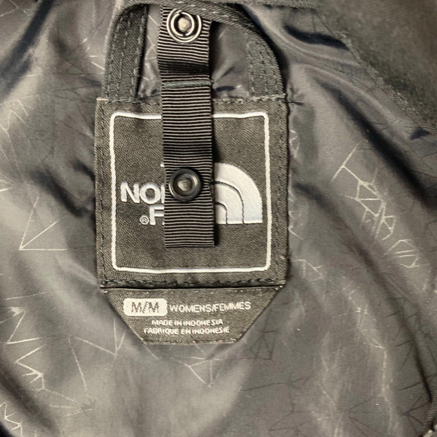 Women’s THE NORTH FACE HYVENT Jacket / Medium / Black & Pink