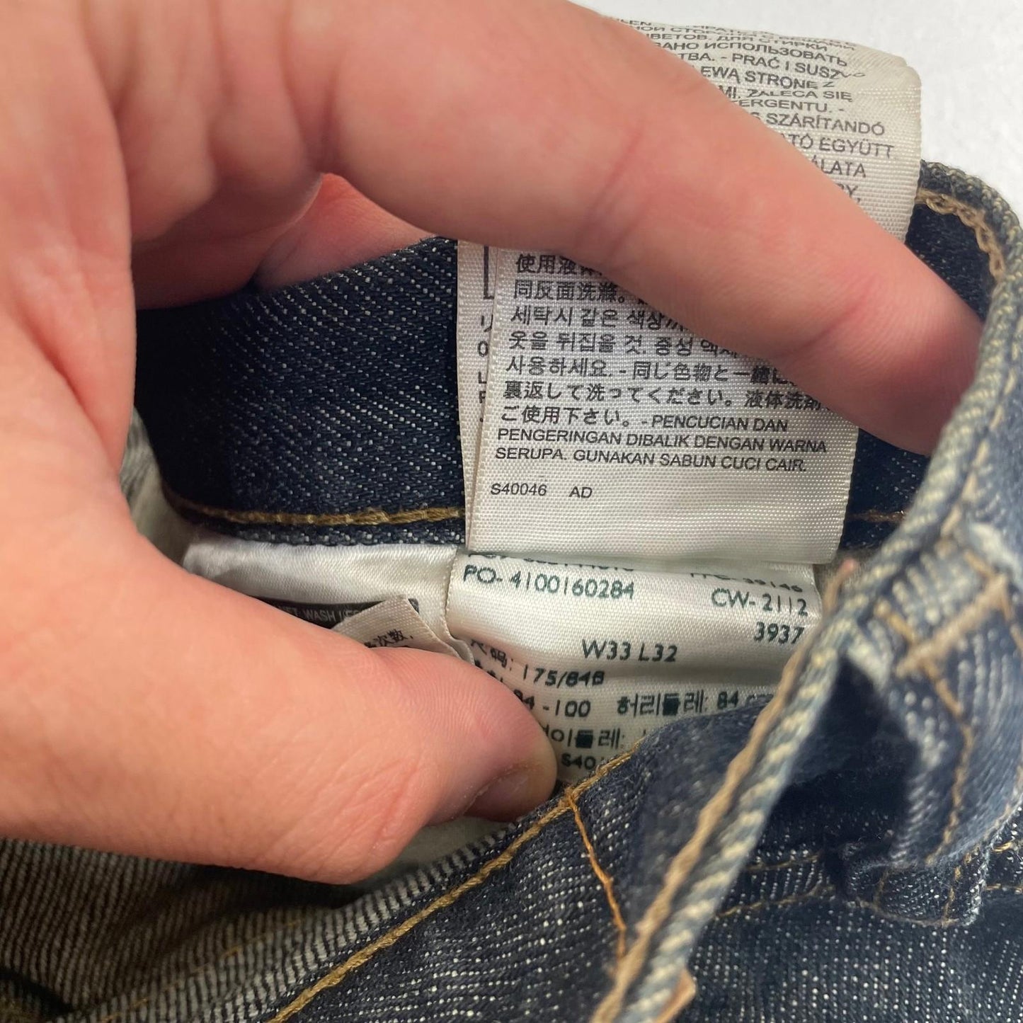 LEVI'S 514 Straight Leg Mid Wash Denim Jeans Classic Casual Blue Mens 33 X 32