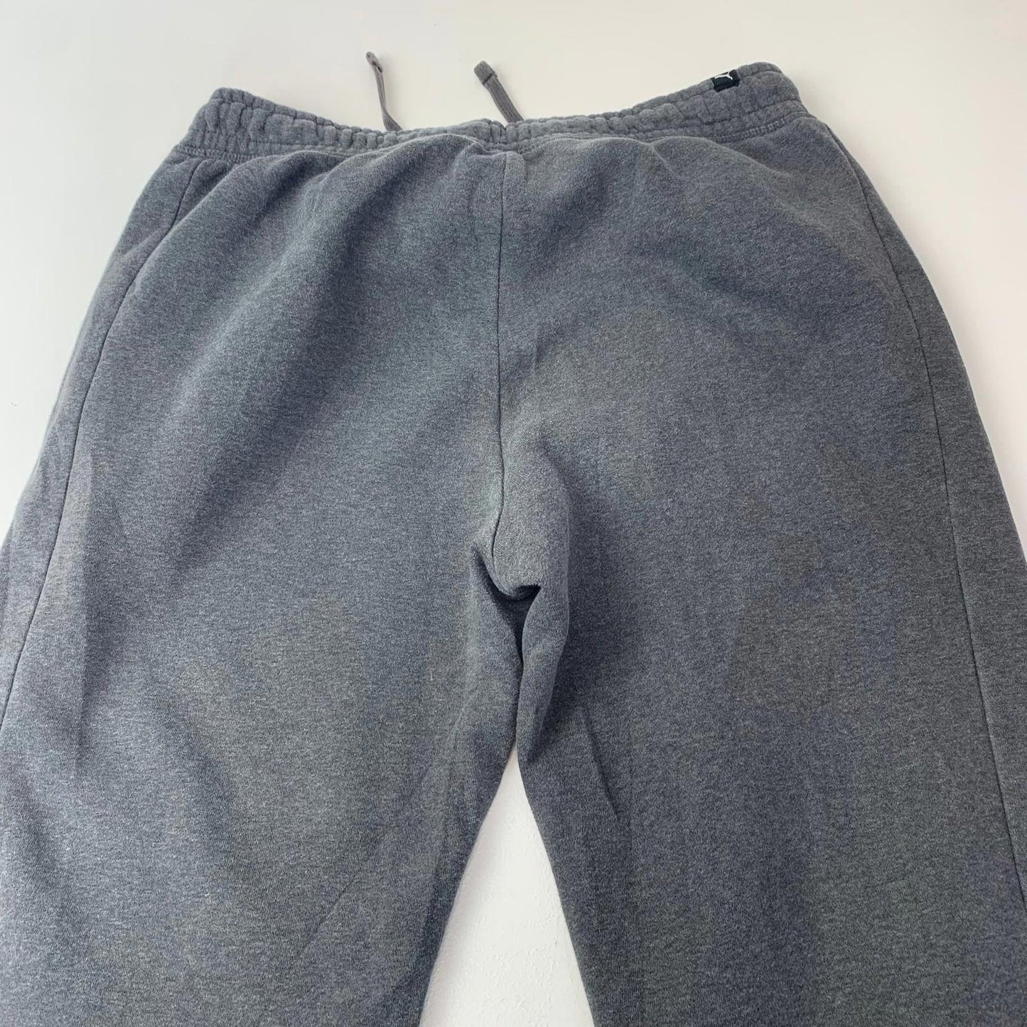 PUMA Jogger Sweatpants Elastic Waist Drawstring Grey Mens Medium