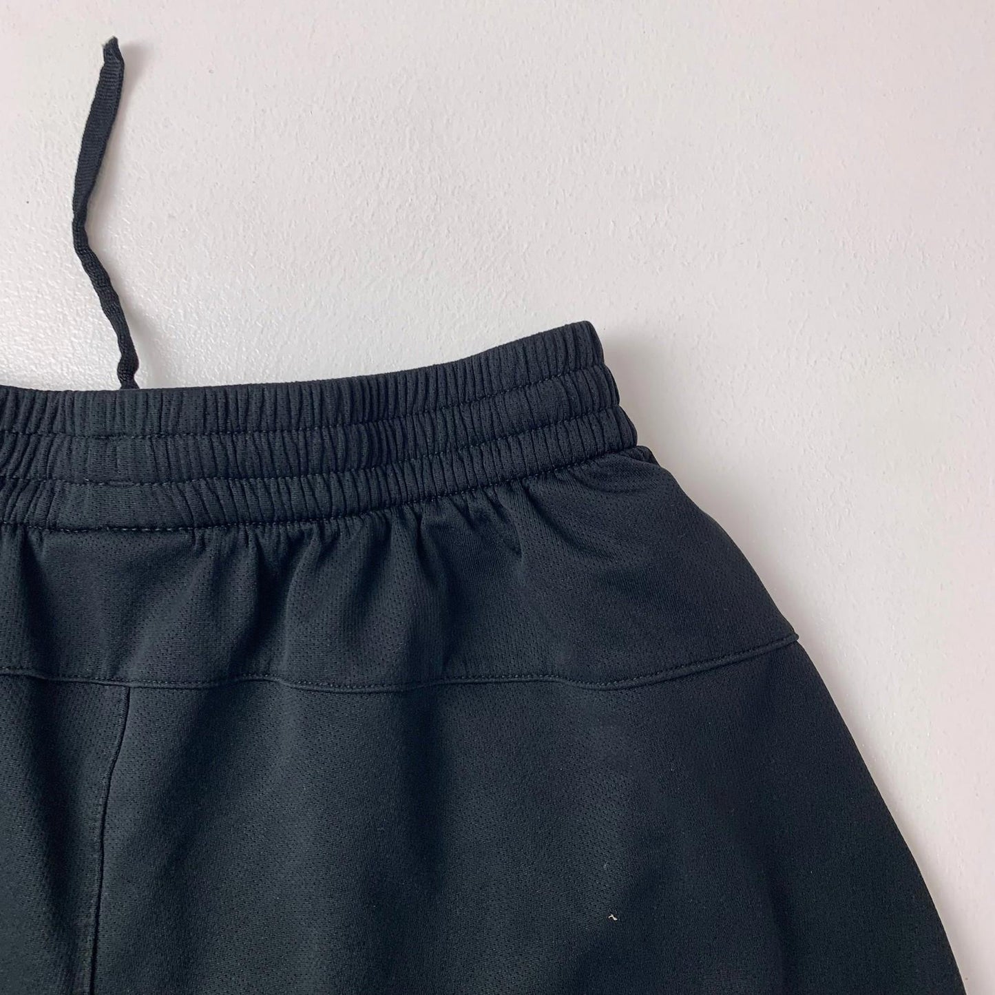 UMBRO Activewear Shorts Athletic Black Mens Small