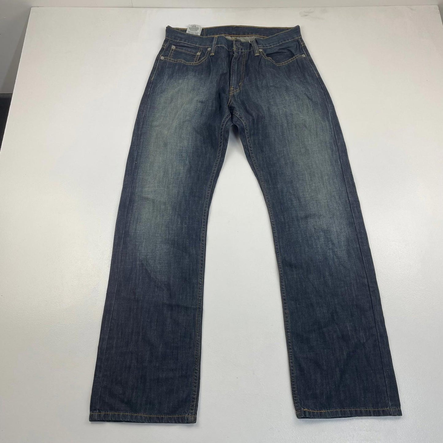LEVI'S 514 Slim Straight Jeans Mid Wash Denim Classic Style Blue Mens W32 L32