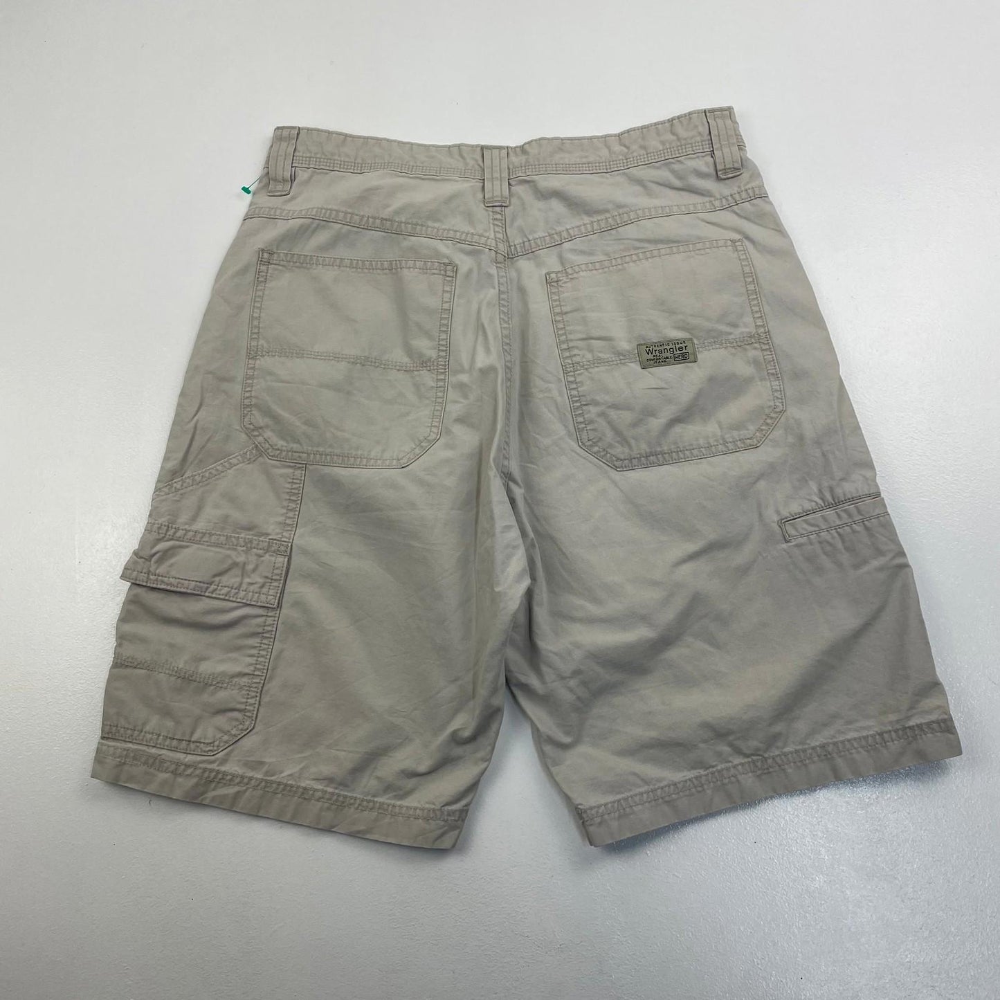Wrangler Cargo Shorts Relaxed Fit Pockets Sand Beige Mens Size 30
