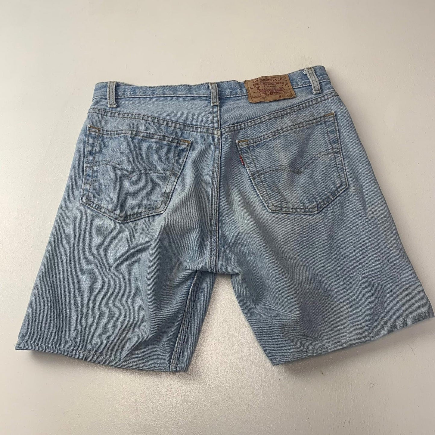 Levi's Denim Shorts Button Fly Light Wash Casual Blue Mens W33