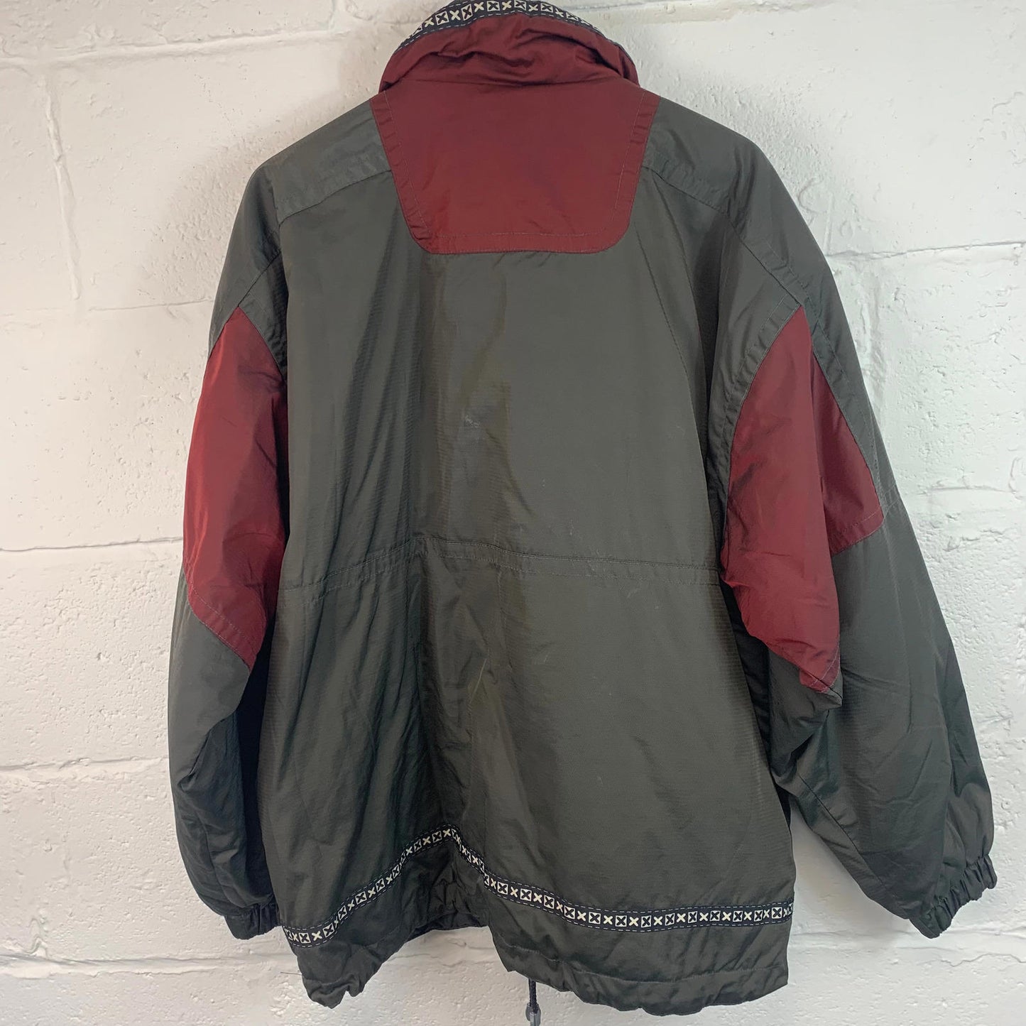 Men’s Vintage 80’s 1/4 Zip Padded Jacket / Grey / Aztec / Oversized XL