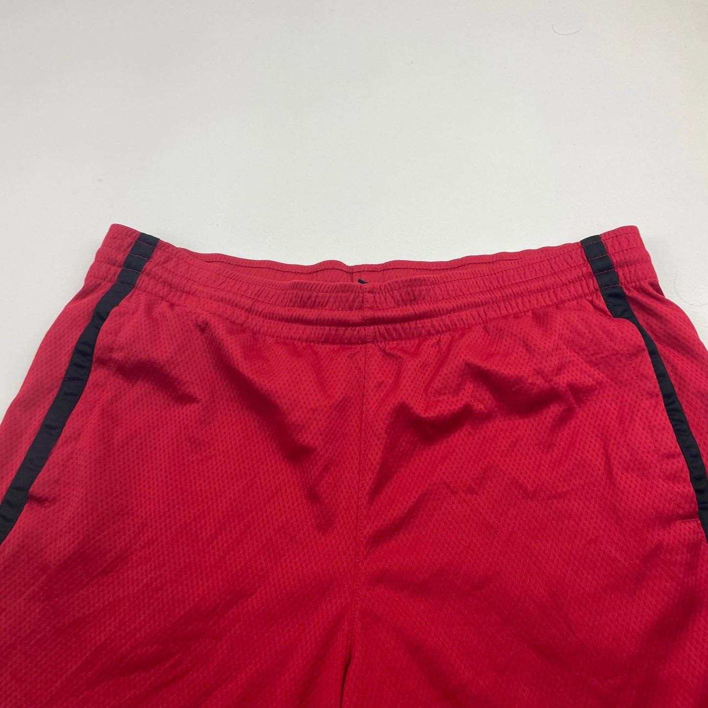 Nike Dri-FIT Athletic Shorts Quick Dry Red Black Mens XL