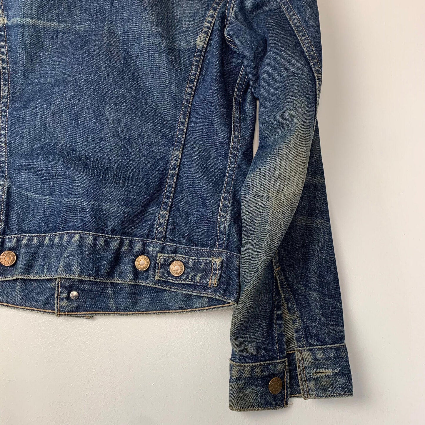 Women’s LEVIS Denim Jacket / Small / Blue / 70500 04