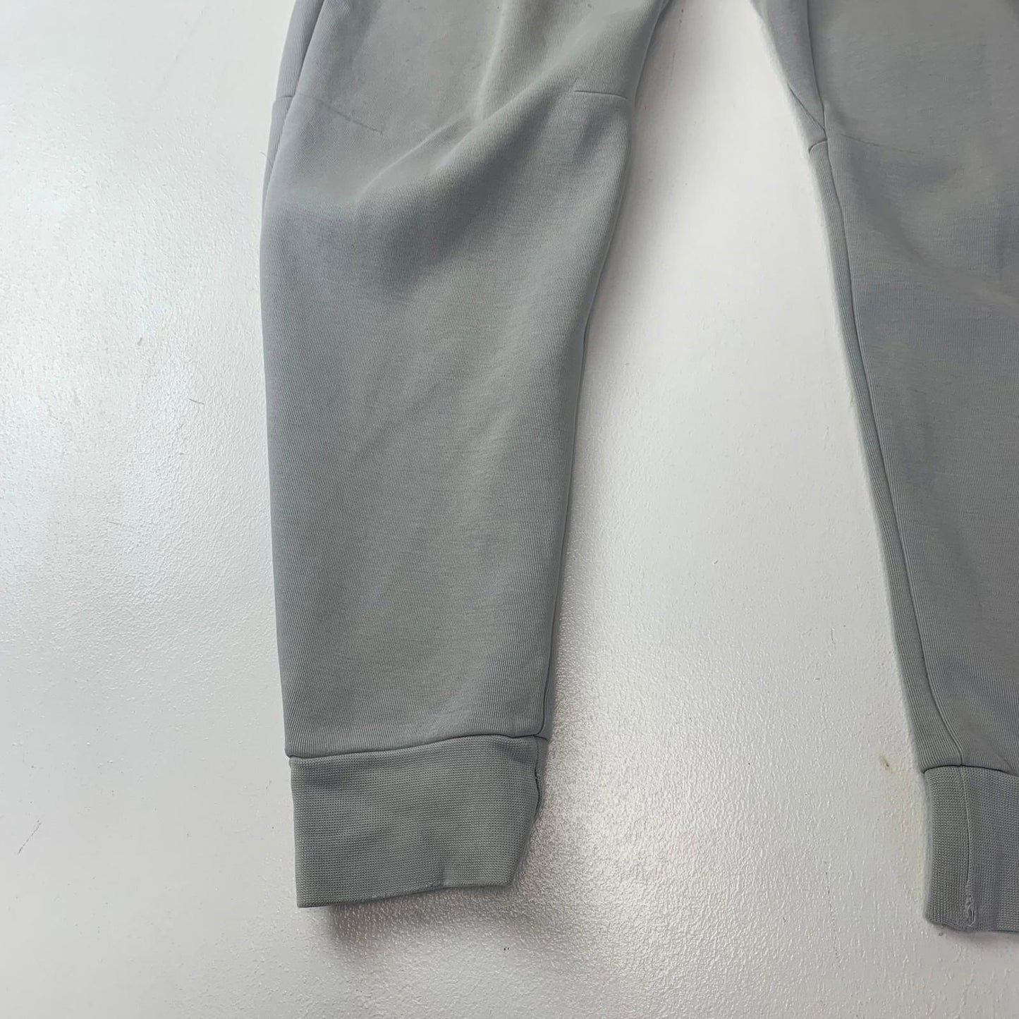 Nike Tech Fleece Joggers Grey Black Activewear Trousers Mens Size S