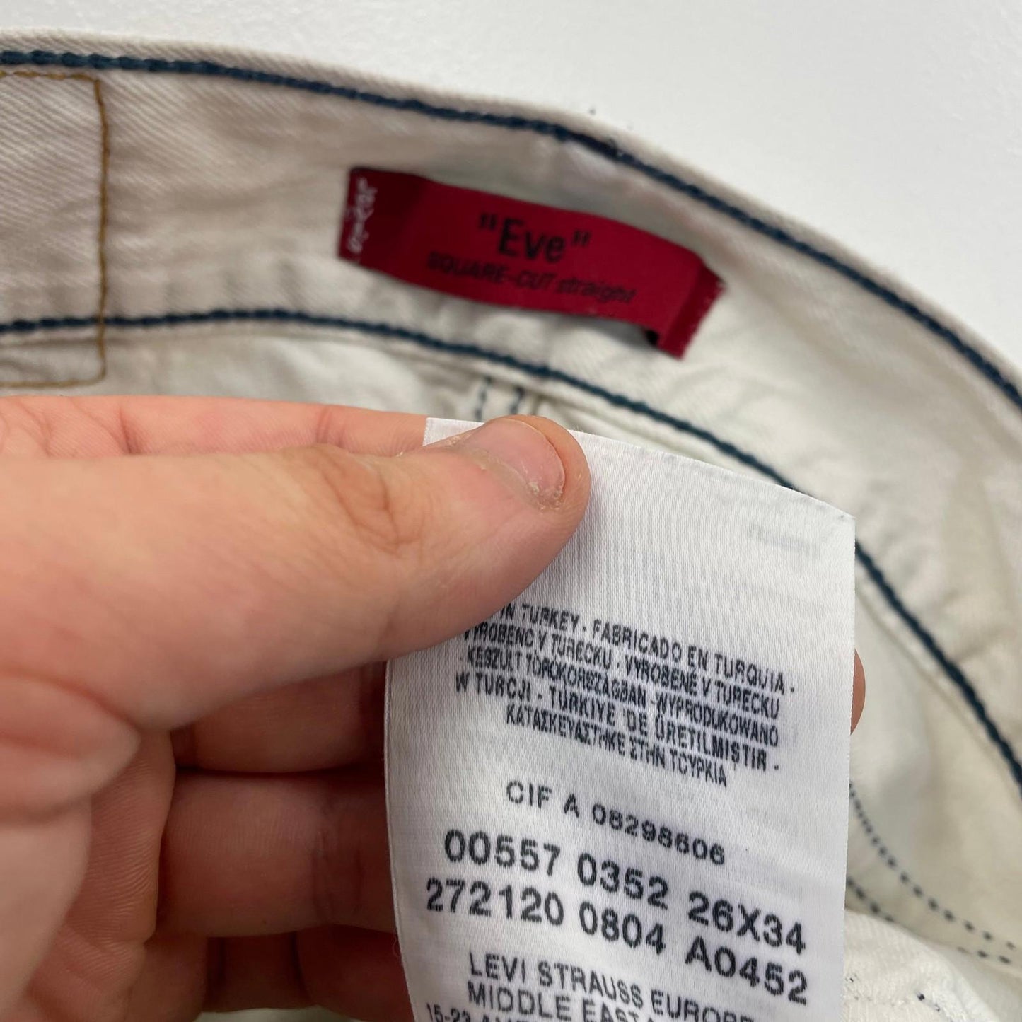 Levi's Eve Square-Cut Straight White Jeans Women UK 6 Long